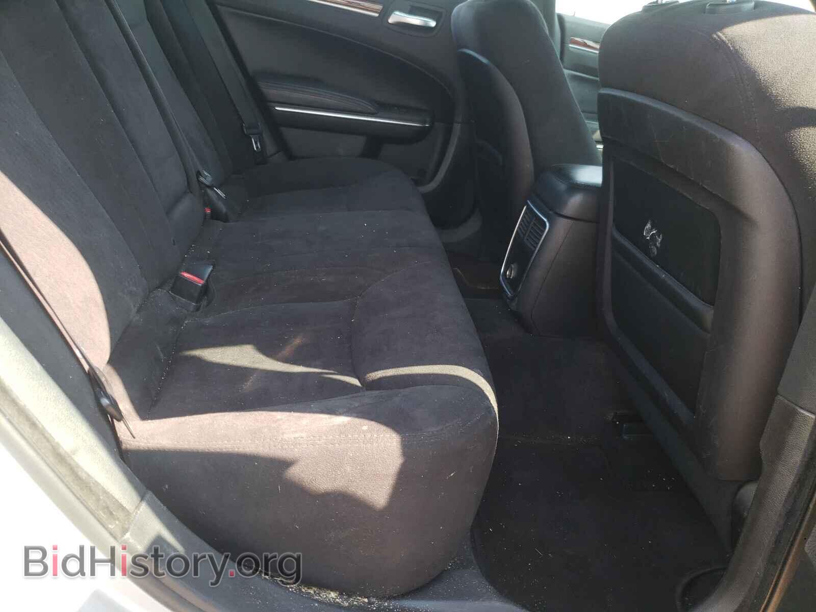 2012 CHRYSLER 300 - VIN: 2C3CCAAG7CH110425 - Photo 6