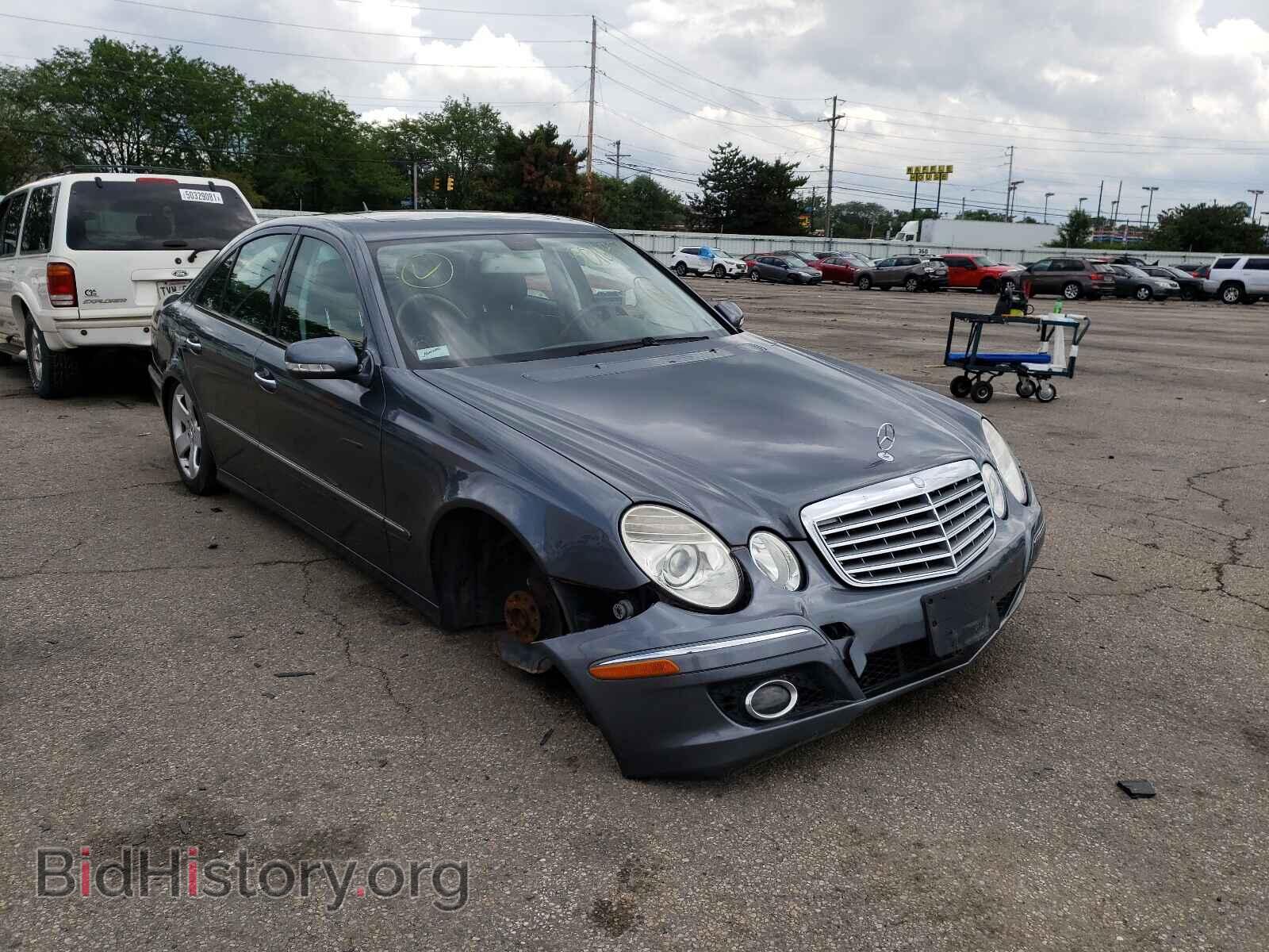 Фотография WDBUF90X67X217392 - MERCEDES-BENZ E CLASS 2007