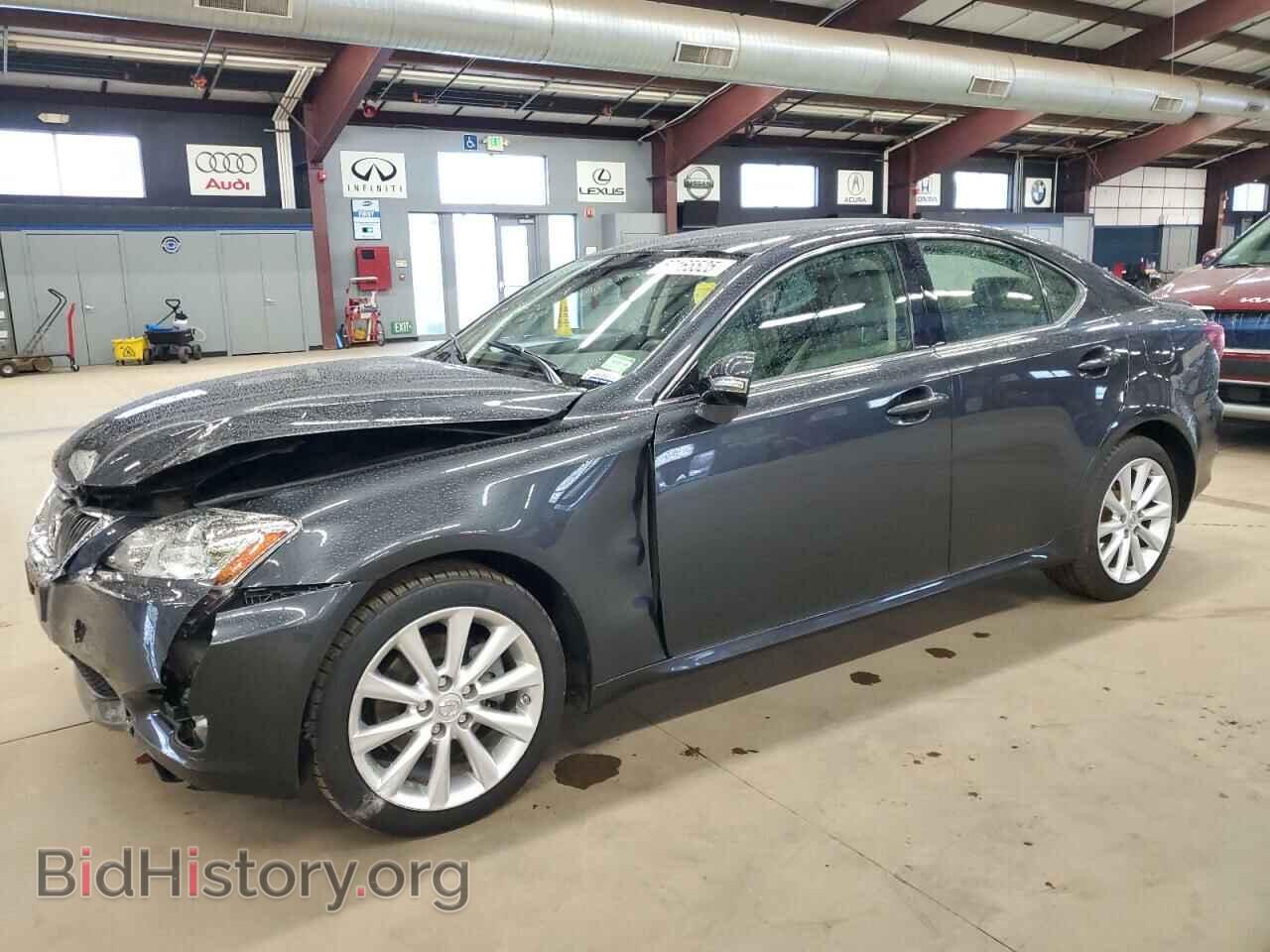 Photo JTHCF5C24A2032587 - LEXUS IS 2010