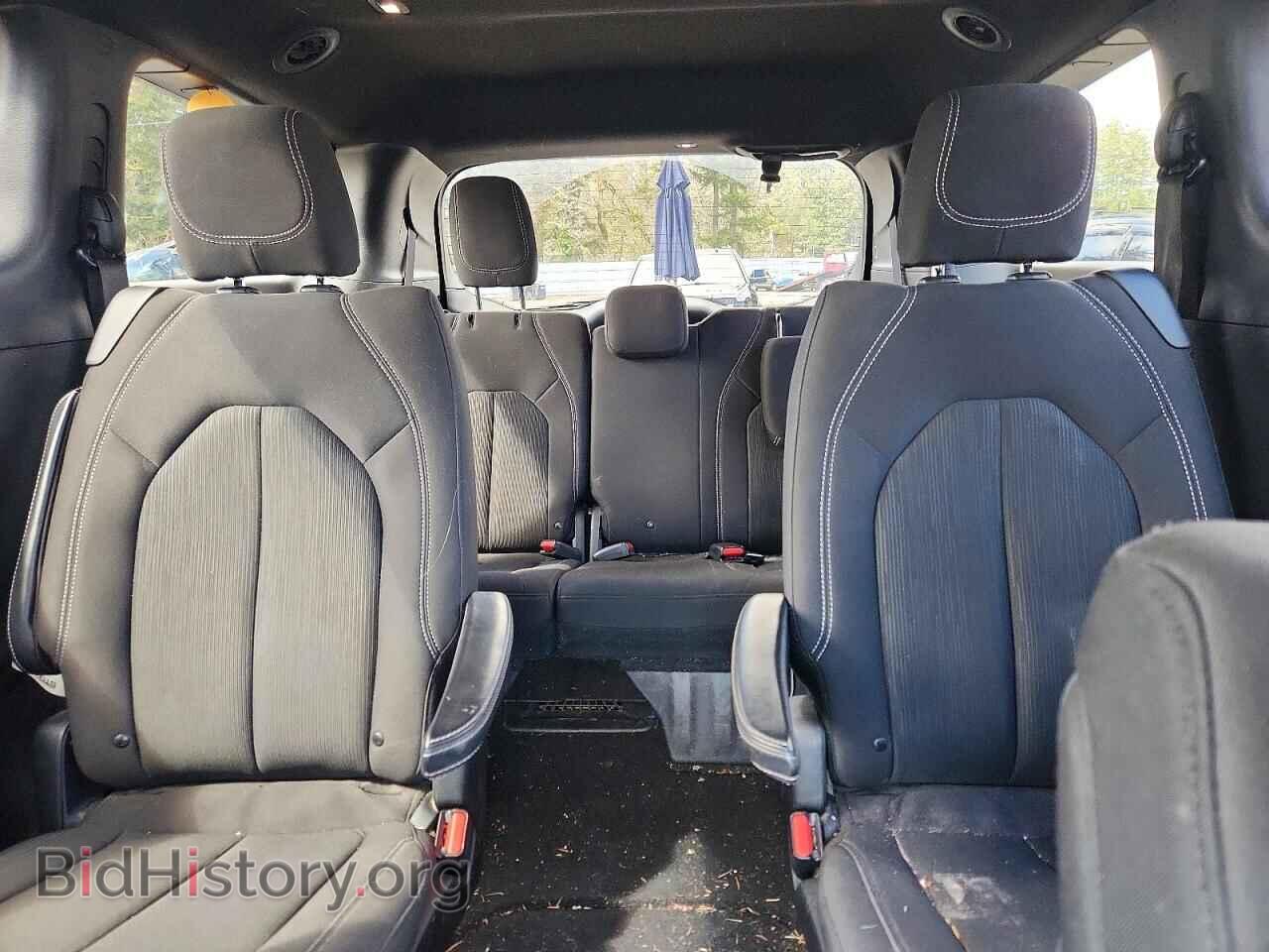 2018 CHRYSLER PACIFICA - VIN: 2C4RC1FG6JR229279 - Фото 10