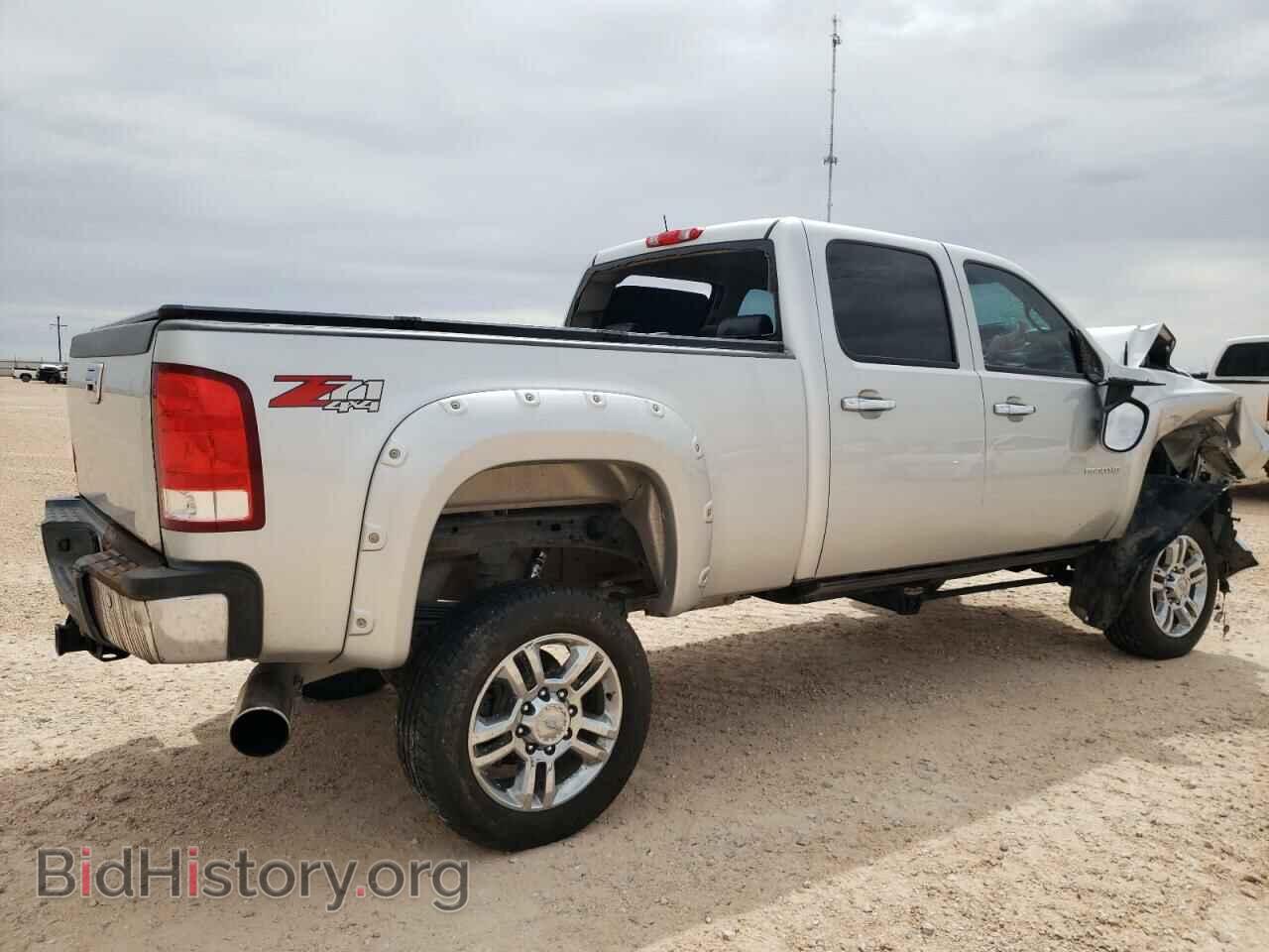 2011 GMC SIERRA - VIN: 1GT120C84BF232715 - Фото 3