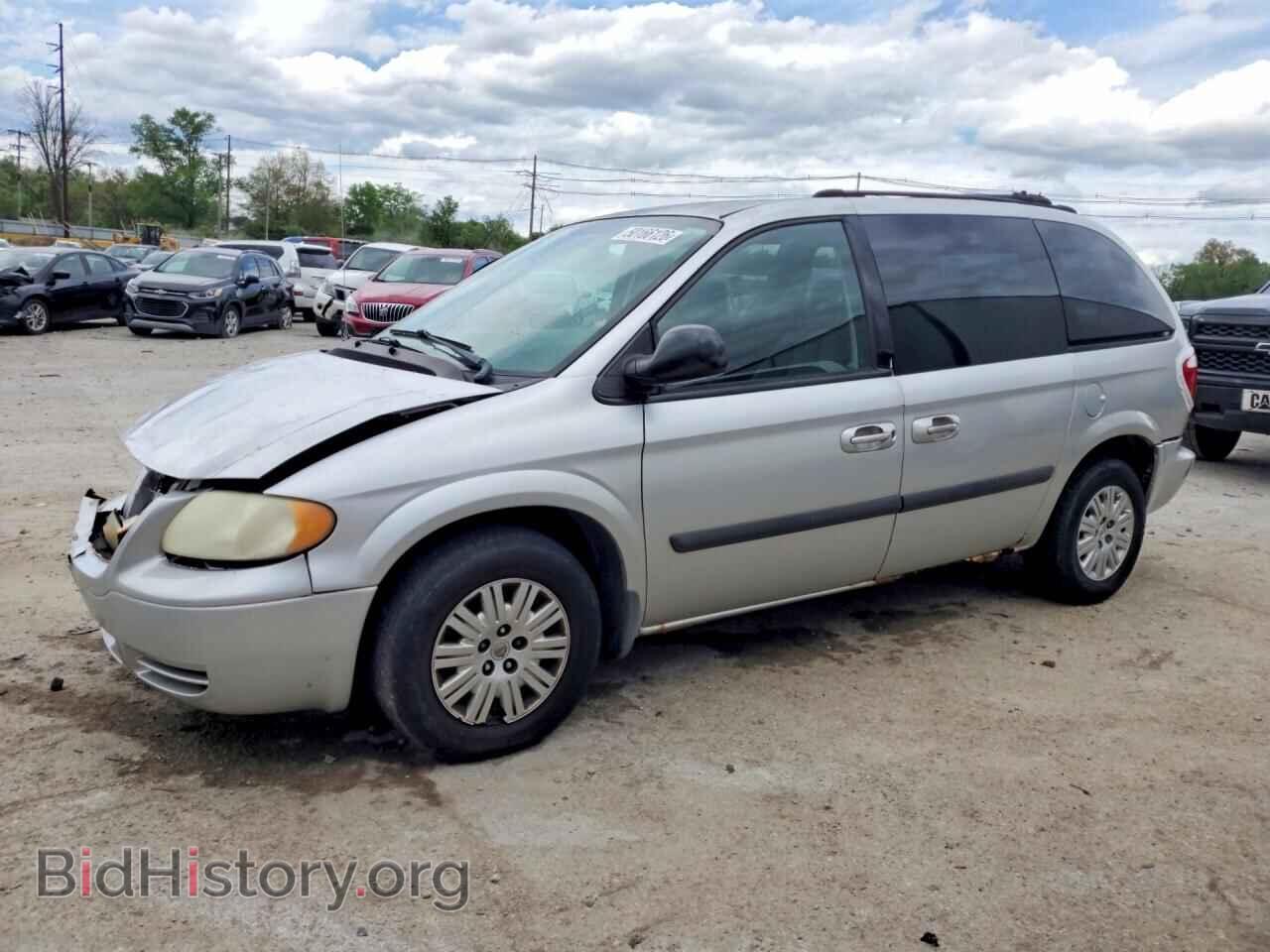 Photo 1C4GP45R15B330072 - CHRYSLER MINIVAN 2005