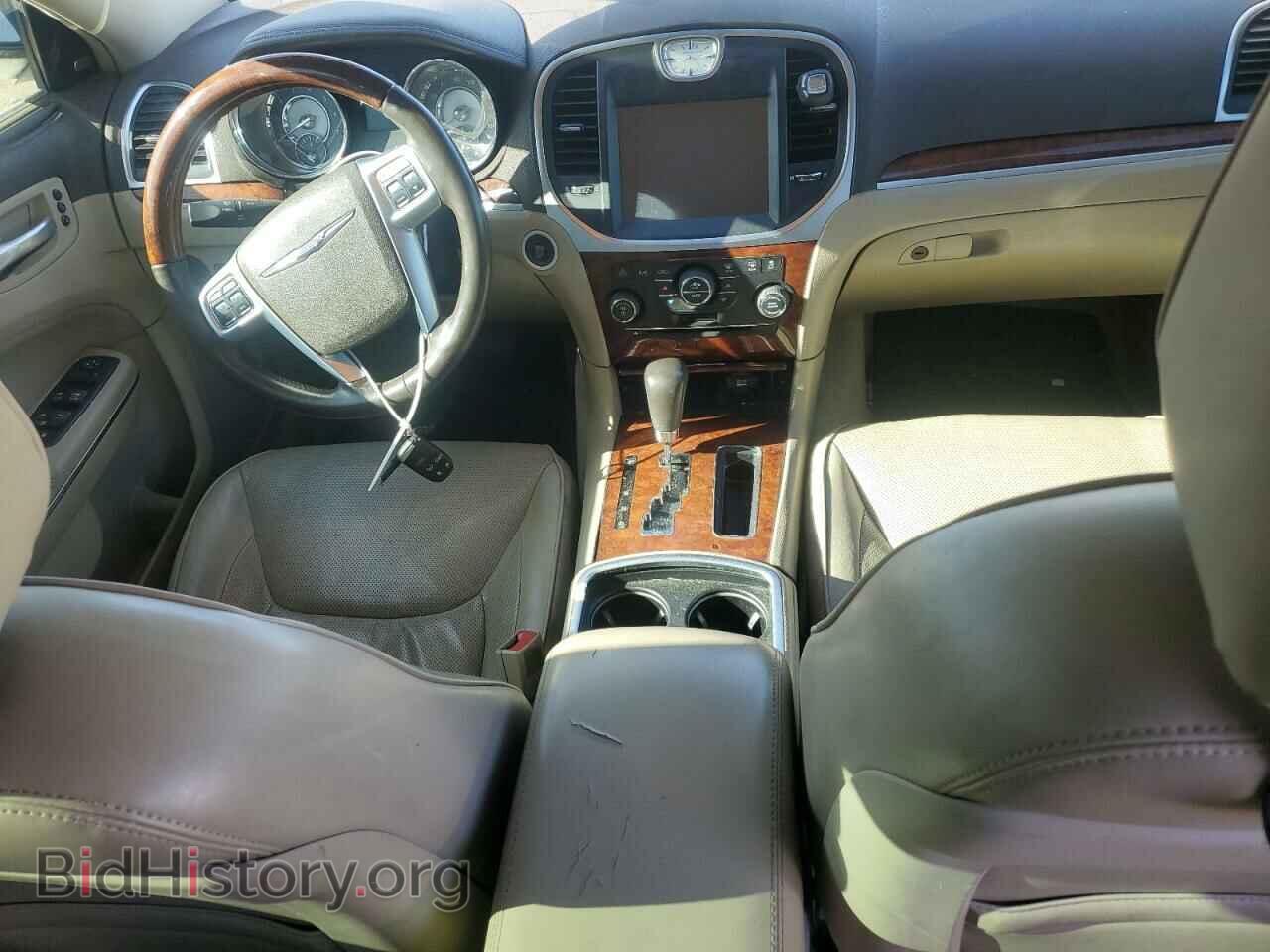 2011 CHRYSLER 300 - VIN: 2C3CA6CT4BH591911 - Фото 8