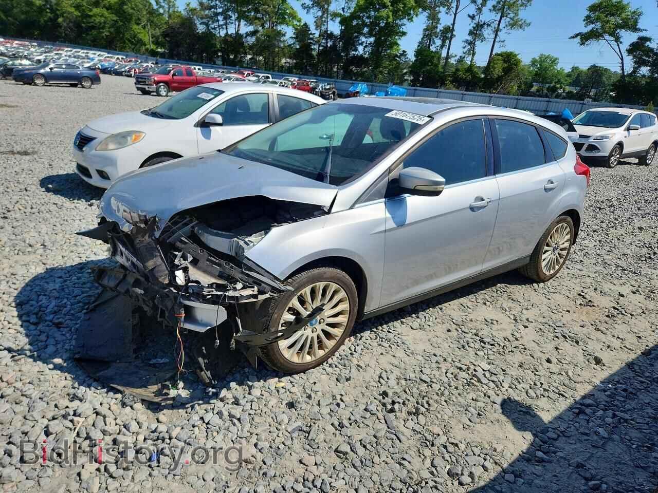 Photo 1FAHP3N28CL352181 - FORD FOCUS 2012