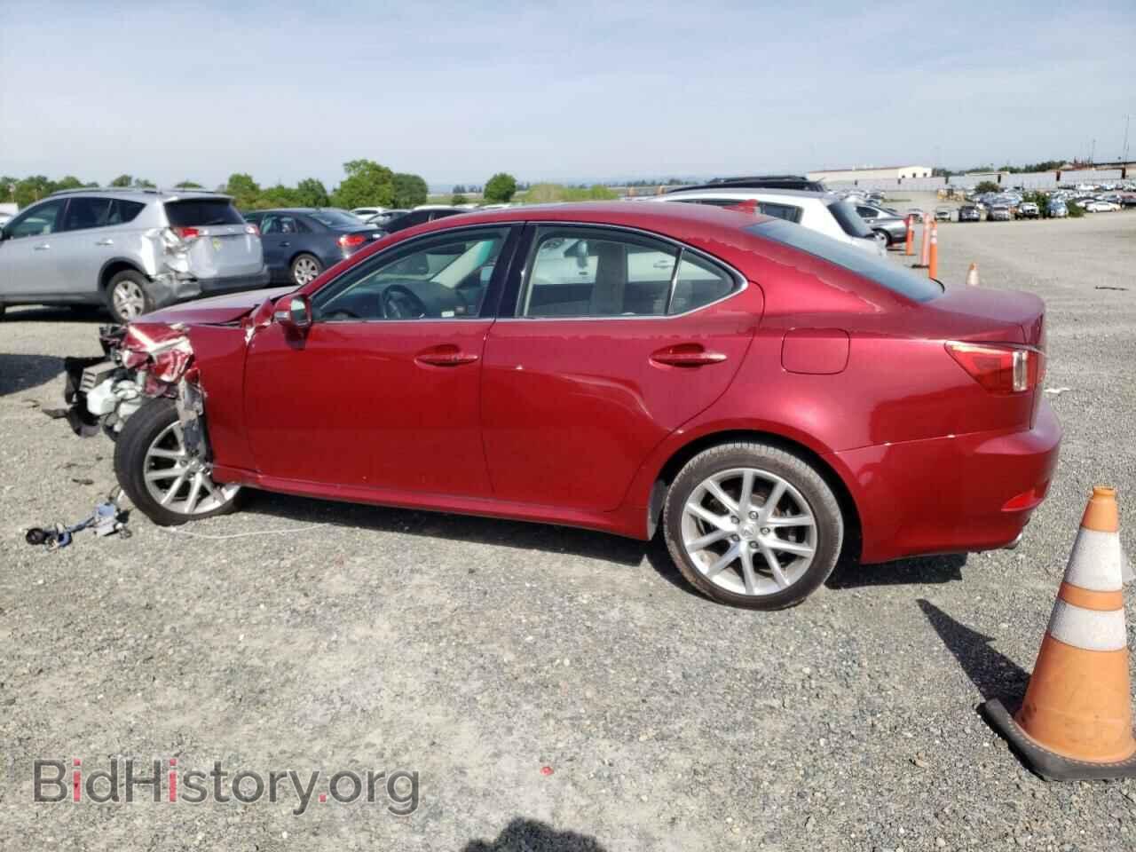 2011 LEXUS IS - VIN: JTHCF5C20B5049970 - Photo 2