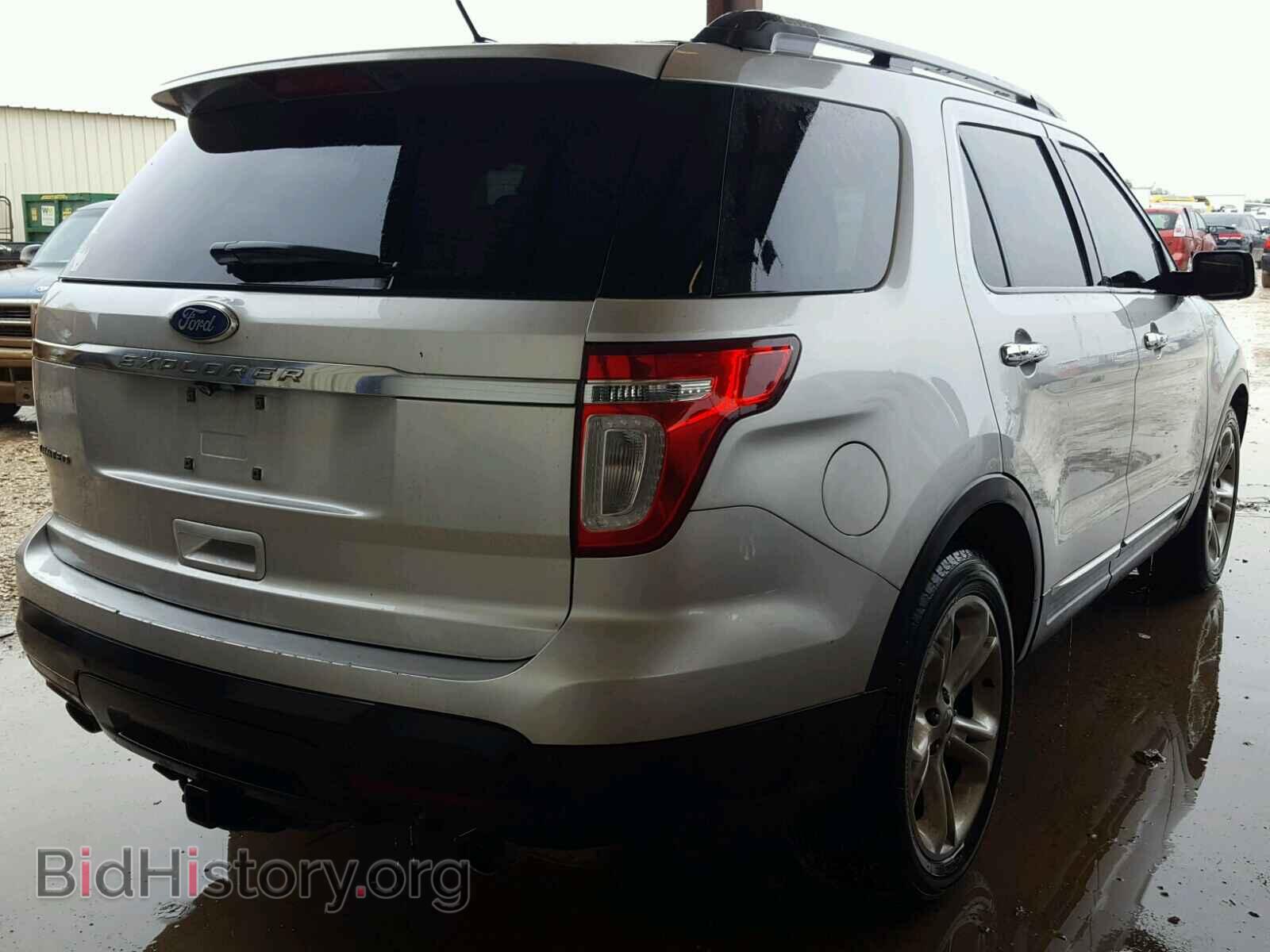 2011 FORD EXPLORER L - VIN: 1FMHK7F84BGA46388 - Photo 4
