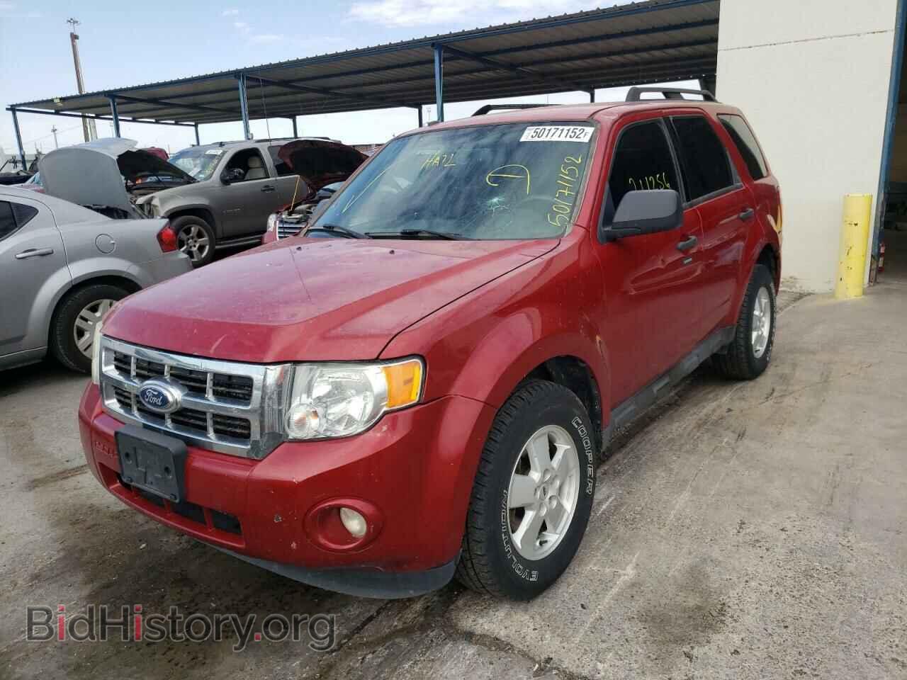 2011 FORD ESCAPE - VIN: 1FMCU9D70BKB29310 - Photo 2