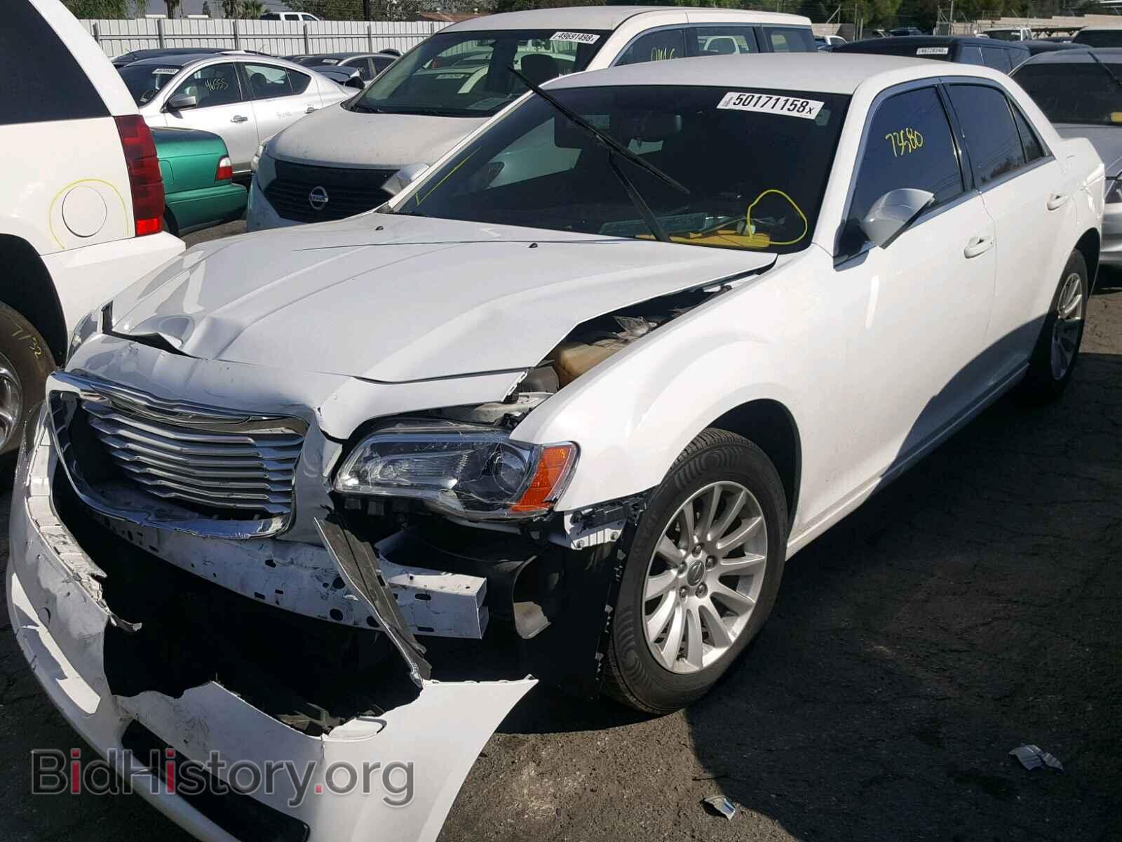 2014 CHRYSLER 300 - VIN: 2C3CCAAG7EH276074 - Фото 2