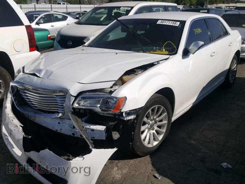 2014 Chrysler 300 (VIN 2C3CCAAG7EH276074) — photo 2 of 10