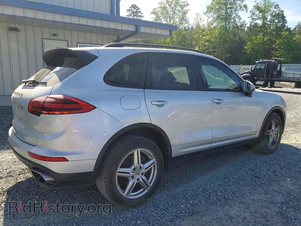 2016 PORSCHE CAYENNE - VIN: WP1AA2A21GLA10136 - Photo 3