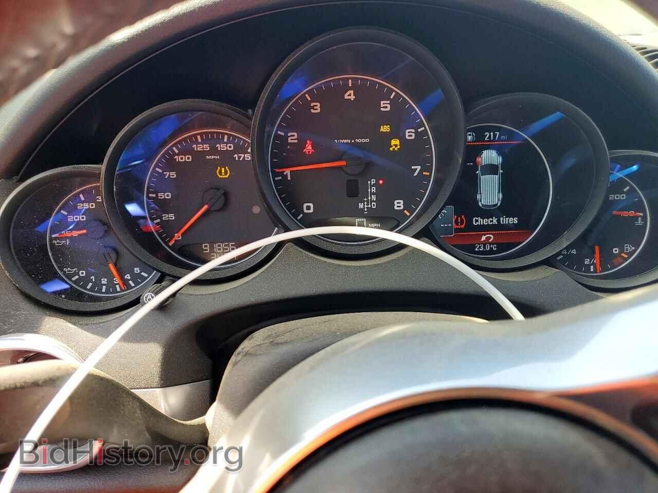 2016 PORSCHE CAYENNE - VIN: WP1AA2A21GLA10136 - Photo 9