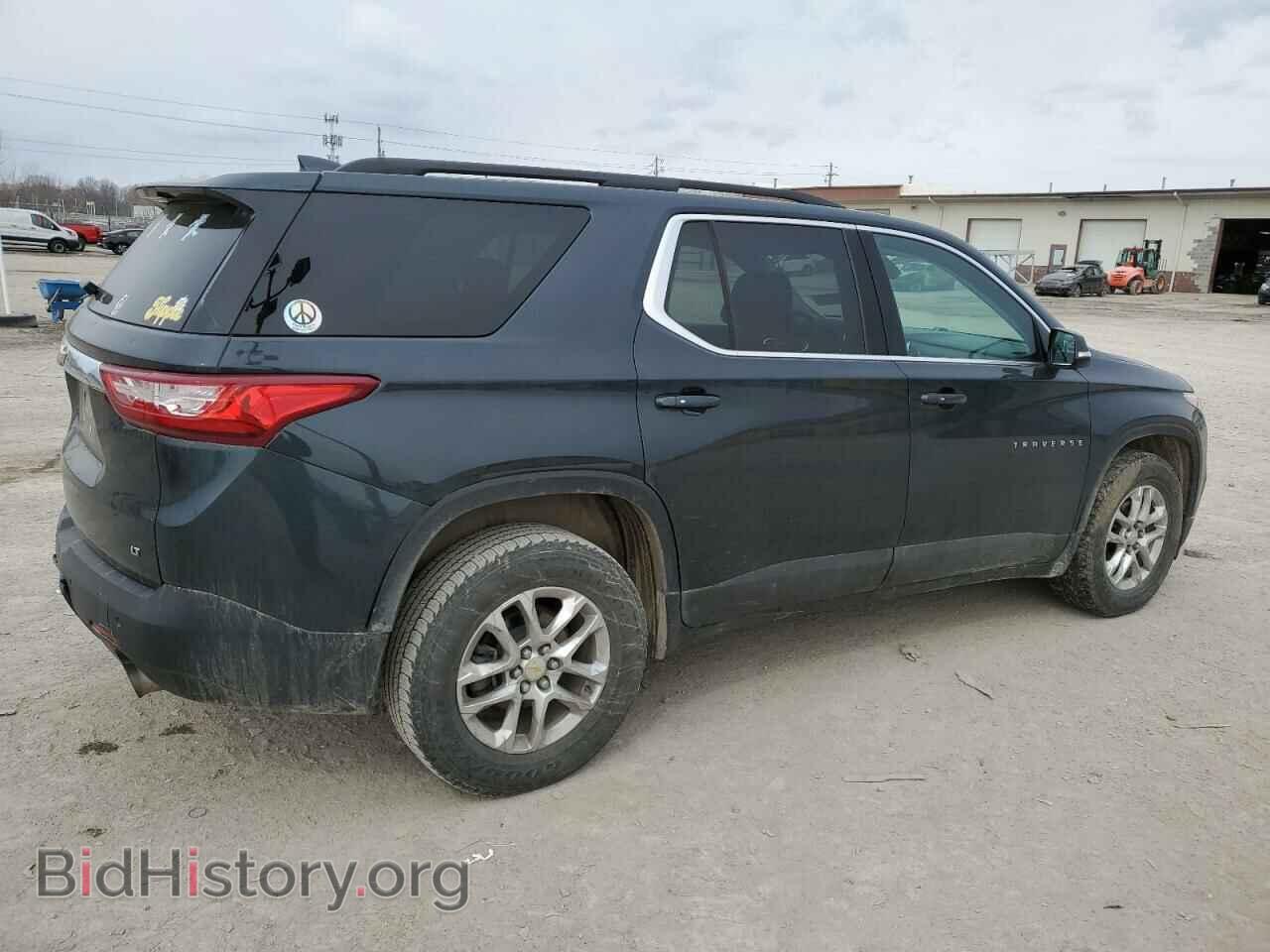 2020 CHEVROLET TRAVERSE - VIN: 1GNEVMKW5LJ194689 - Фото 3