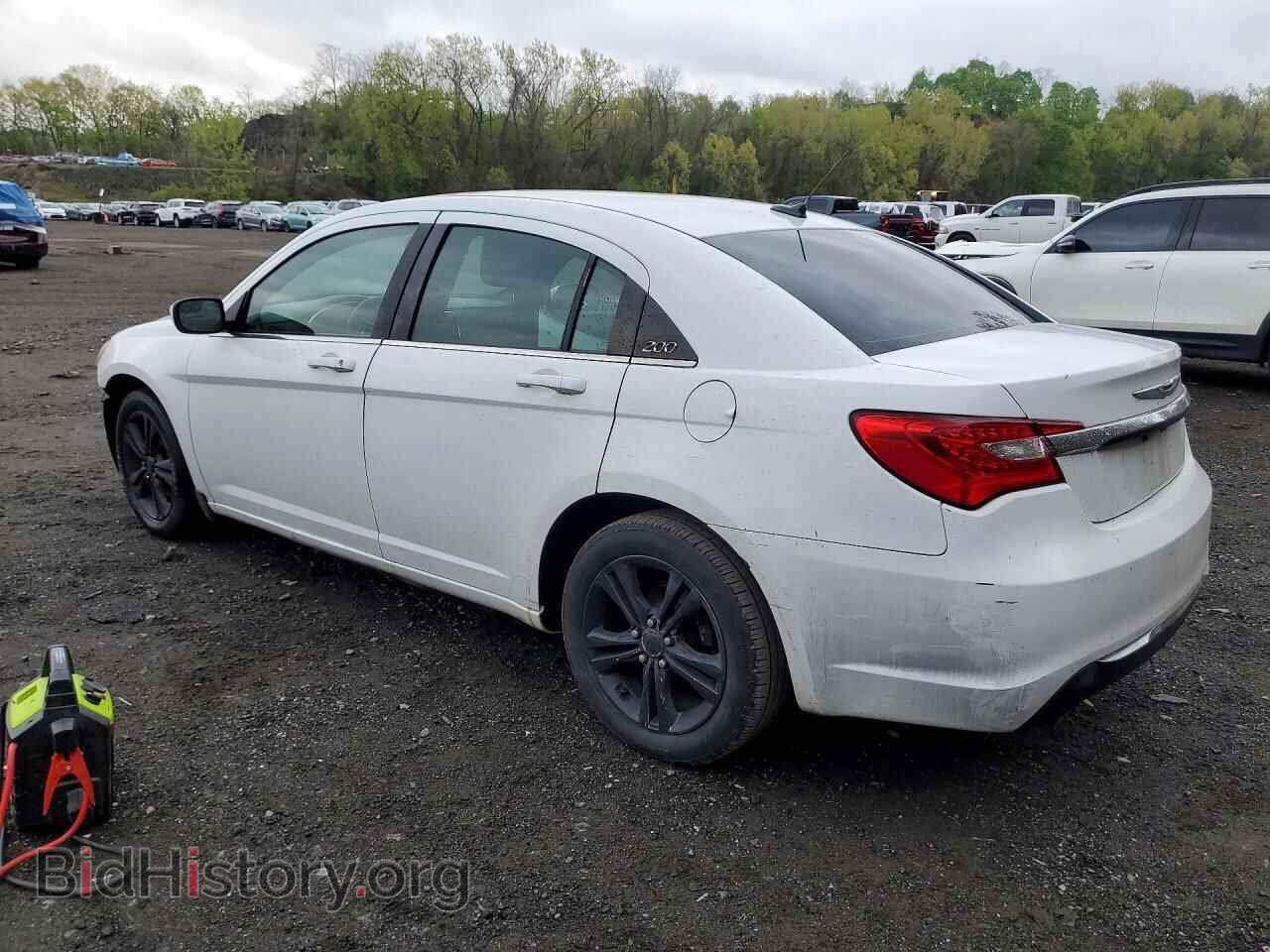 2013 CHRYSLER 200 - VIN: 1C3CCBAG2DN729030 - Photo 2
