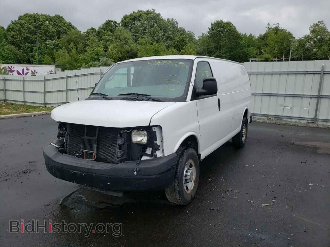 2010 CHEVROLET EXPRESS - VIN: 1GCZGFDAXA1153568 - Фото 2