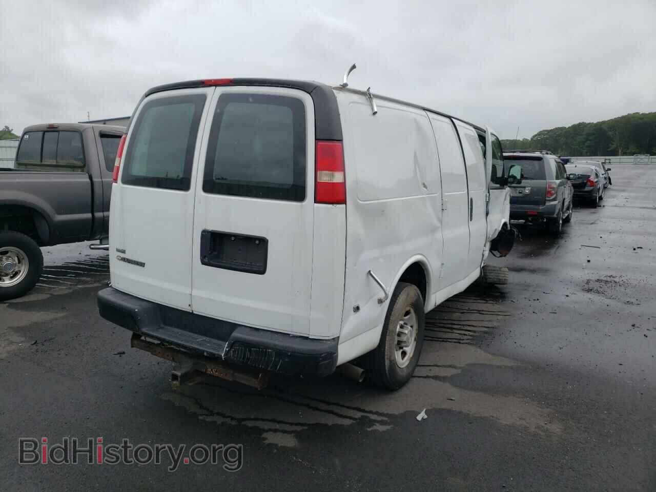 2010 CHEVROLET EXPRESS - VIN: 1GCZGFDAXA1153568 - Фото 4