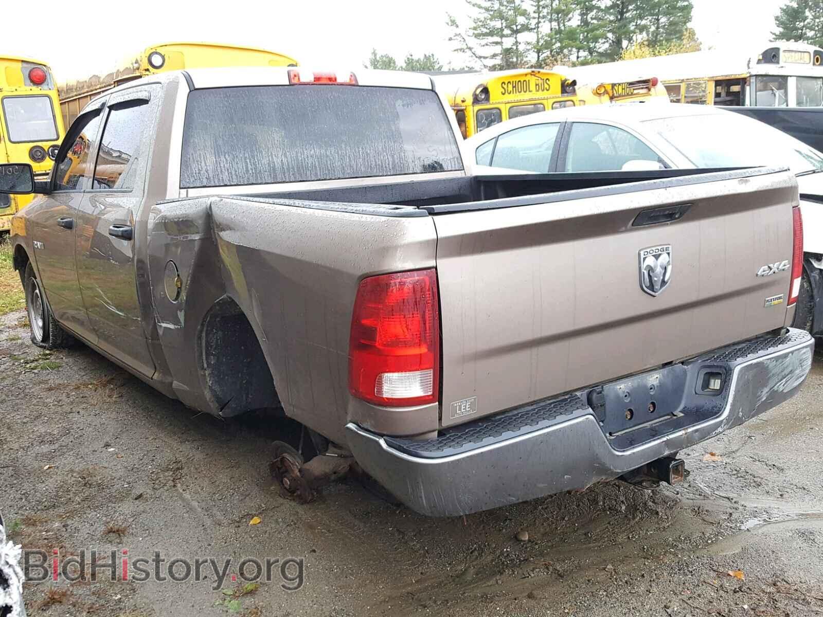 2010 DODGE RAM 1500 - VIN: 1D7RV1CP6AS241581 - Фото 3