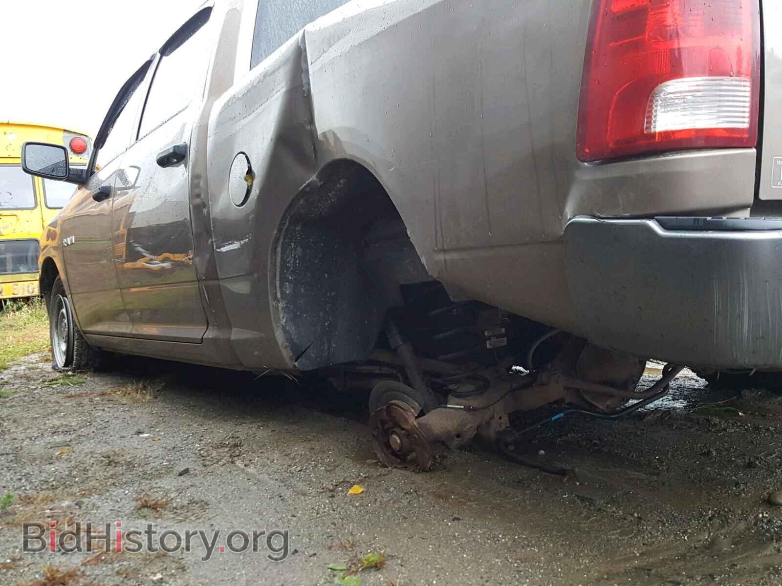 2010 DODGE RAM 1500 - VIN: 1D7RV1CP6AS241581 - Фото 9