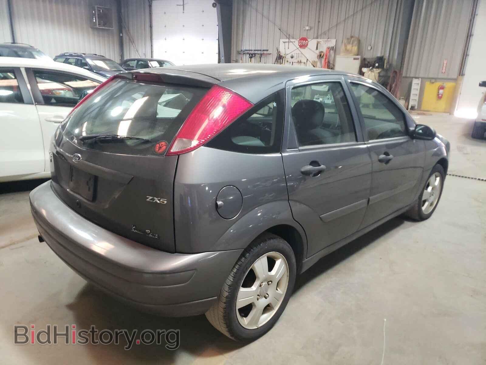 2005 FORD FOCUS - VIN: 3FAHP37N55R110301 - Фото 4