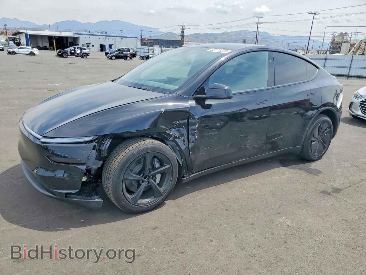 Photo 7SAYGDED0TF601595 - TESLA MODEL Y 2026