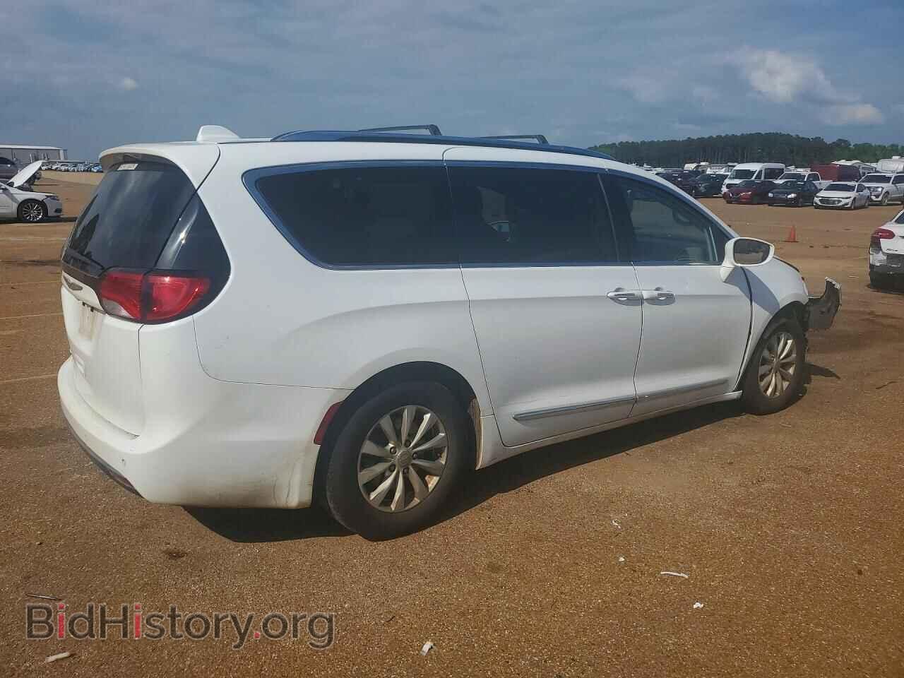 2019 CHRYSLER PACIFICA - VIN: 2C4RC1BG2KR539310 - Photo 3