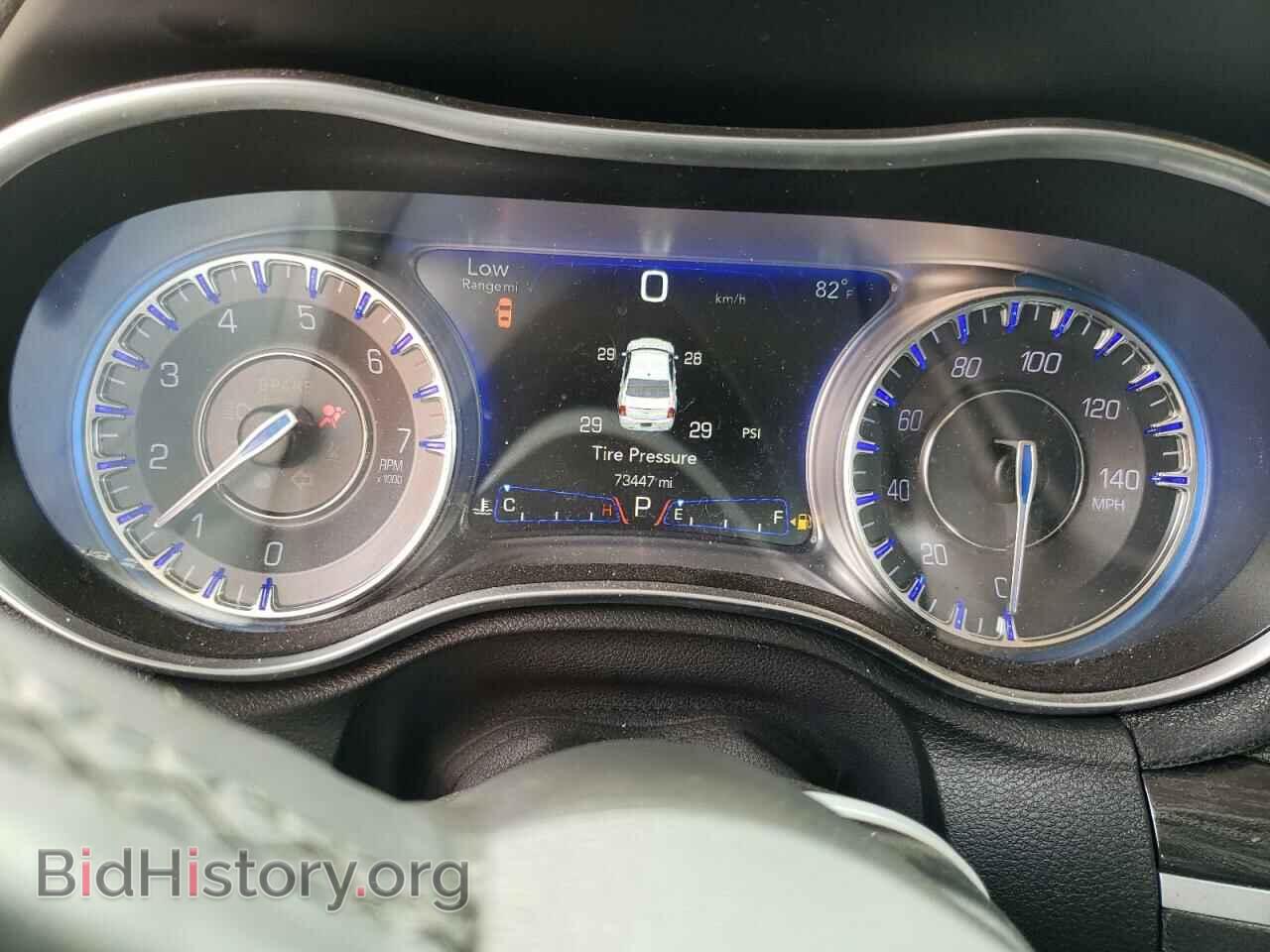 2017 CHRYSLER 300 - VIN: 2C3CCAAG9HH612666 - Фото 9