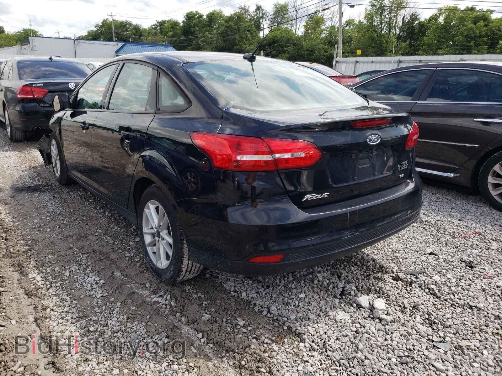 2017 FORD FOCUS - VIN: 1FADP3F24HL217882 - Фото 3
