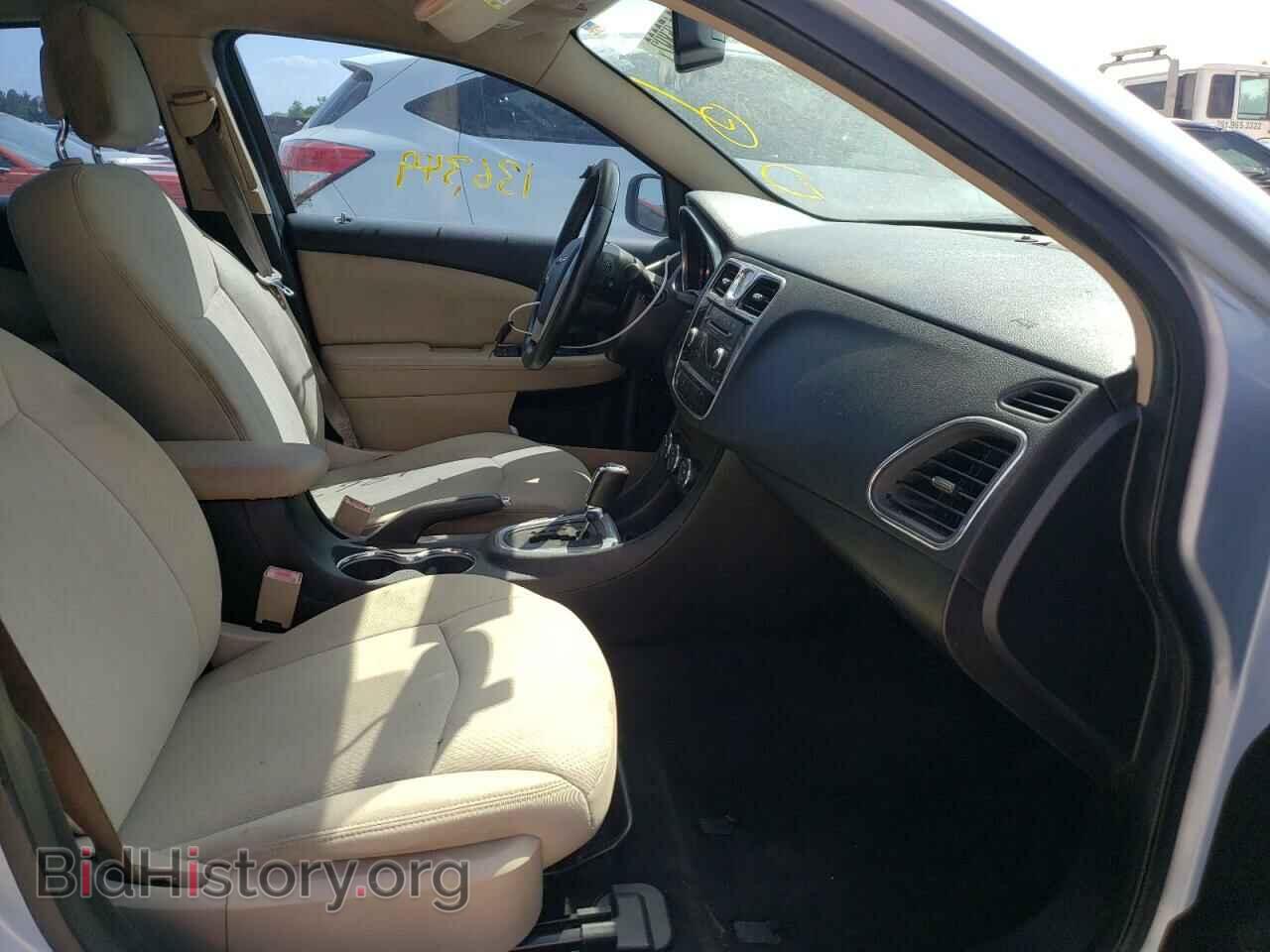 2013 CHRYSLER 200 - VIN: 1C3CCBBB7DN768411 - Фото 5