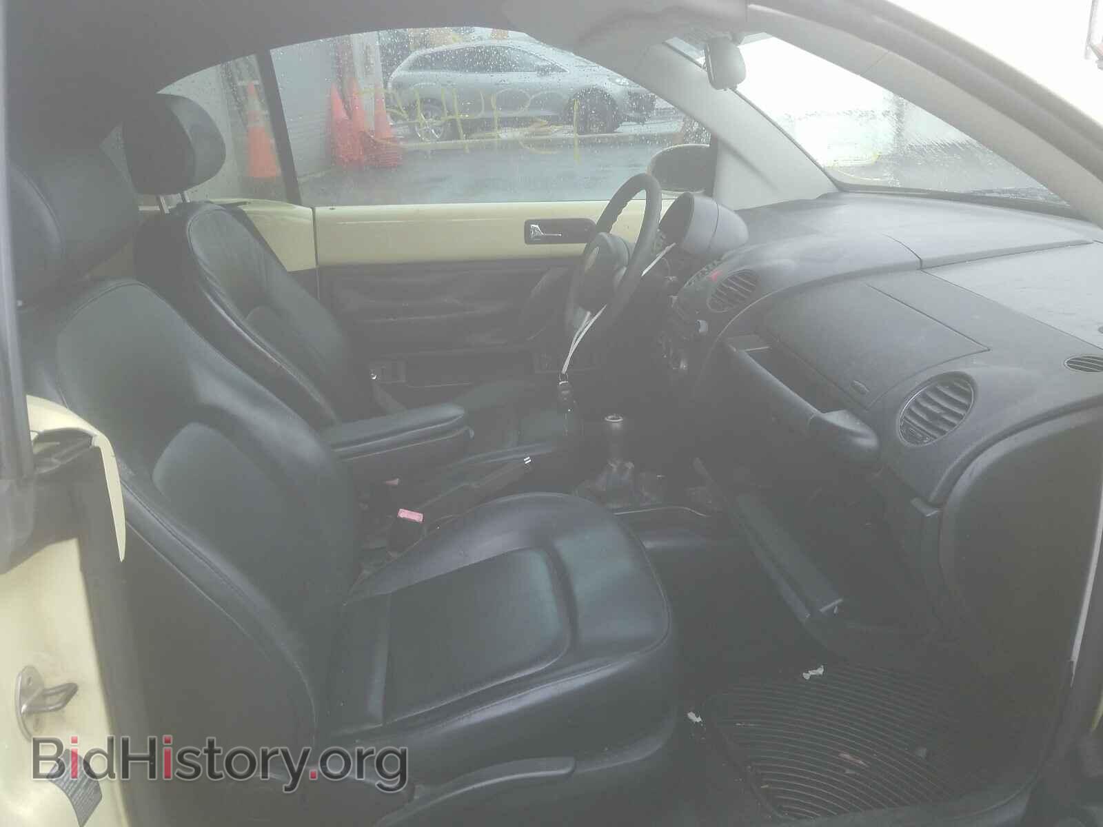2006 VOLKSWAGEN BEETLE - VIN: 3VWPF31Y56M310005 - Фото 5