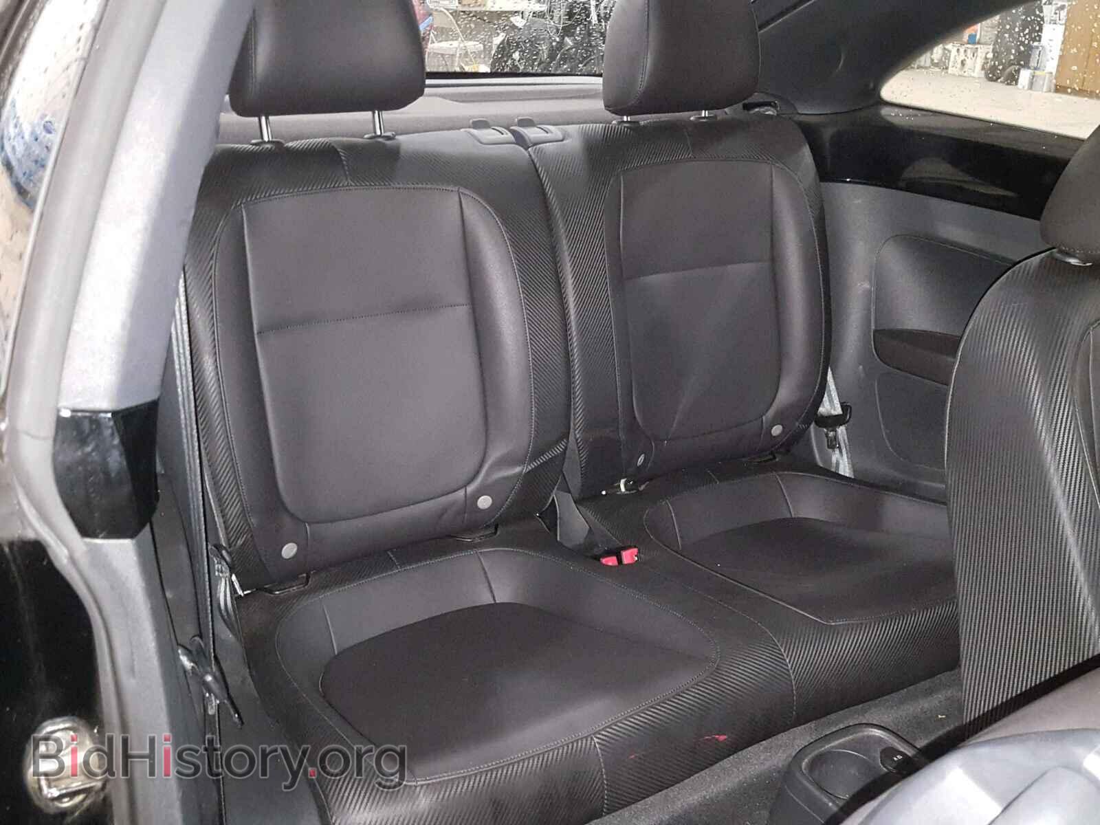2012 VOLKSWAGEN BEETLE - VIN: 3VWJX7AT3CM618302 - Фото 6