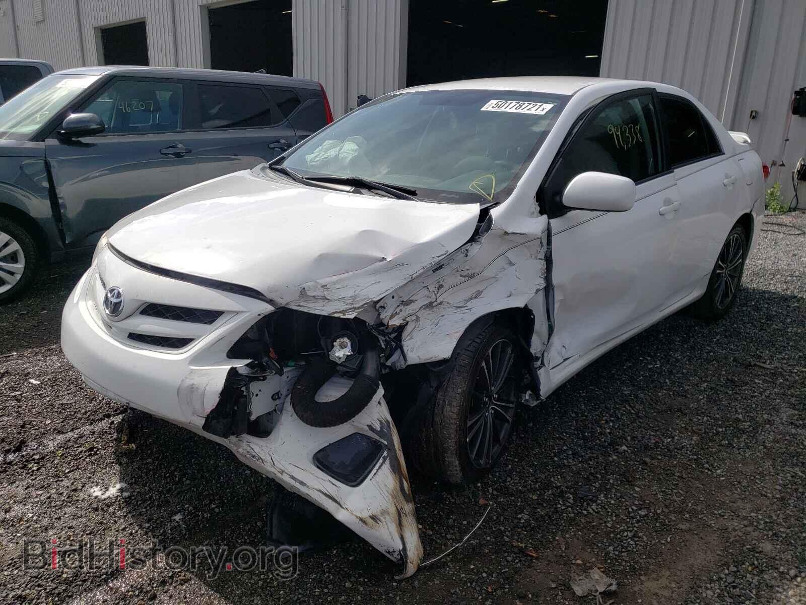 2011 TOYOTA COROLLA - VIN: 2T1BU4EE8BC710569 - Фото 2