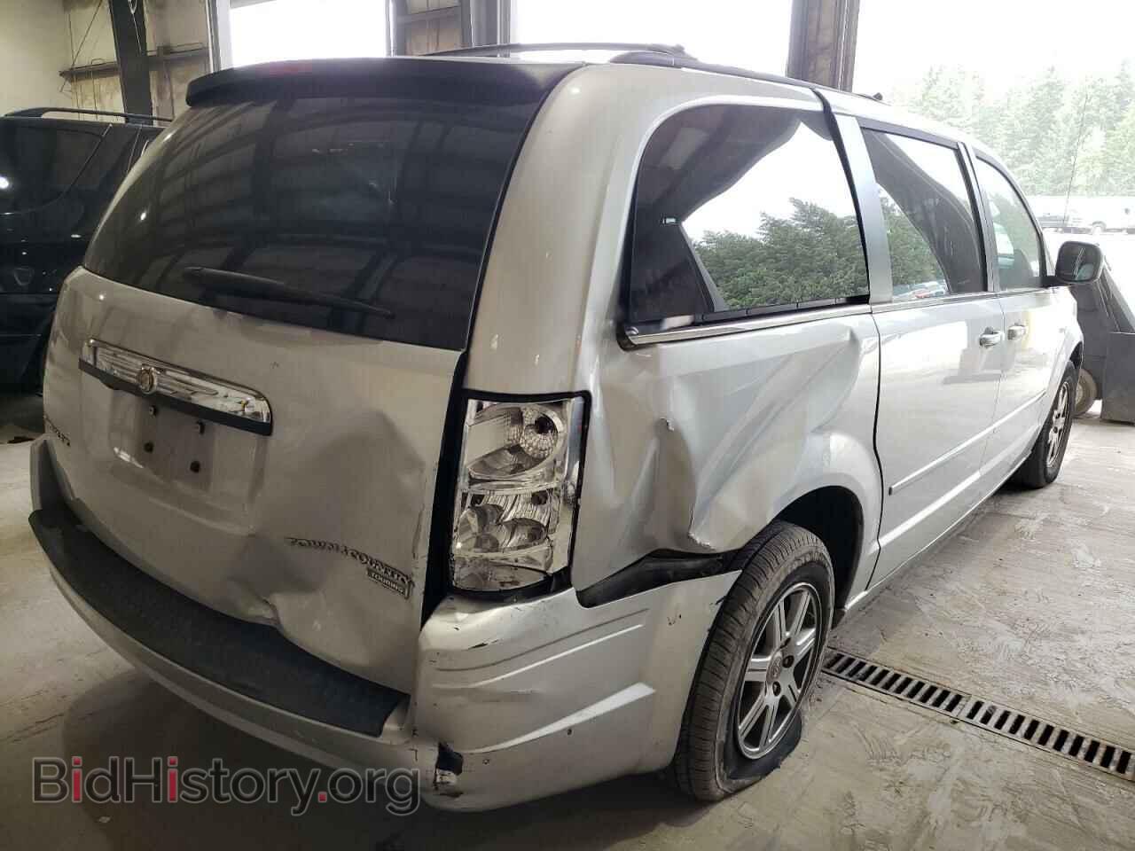 2010 CHRYSLER MINIVAN - VIN: 2A4RR5D19AR137789 - Фото 4