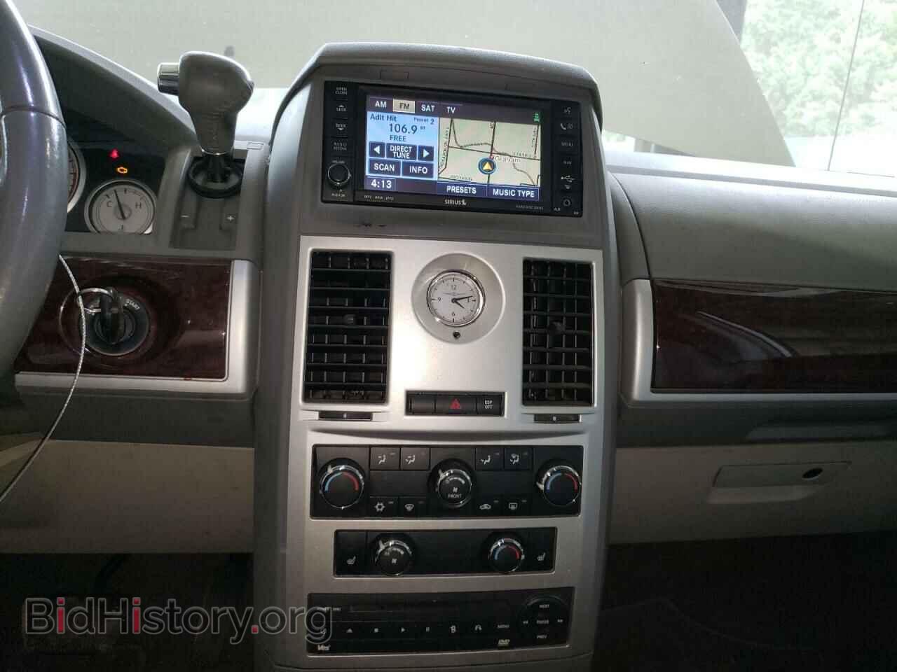 2010 CHRYSLER MINIVAN - VIN: 2A4RR5D19AR137789 - Фото 9
