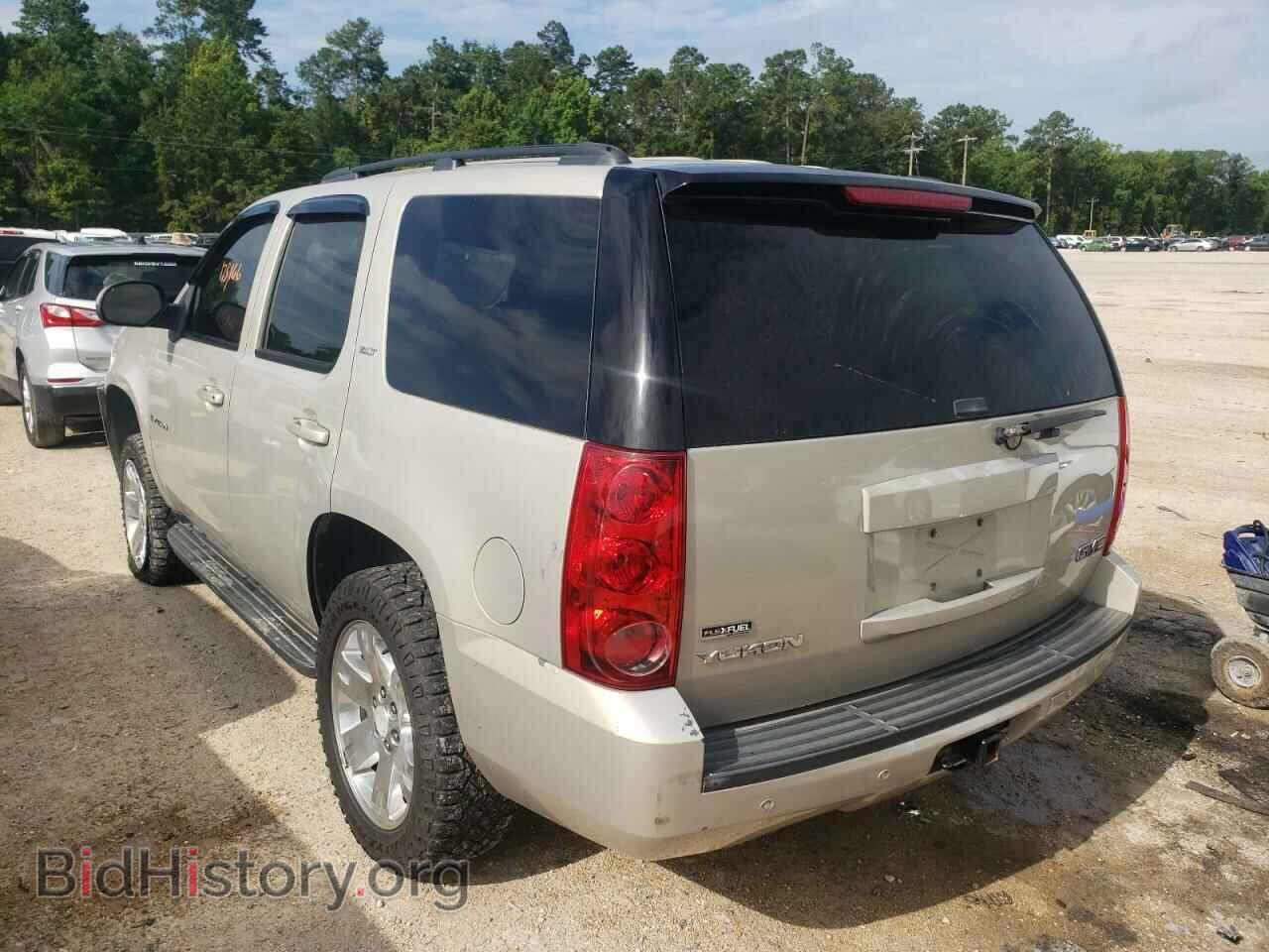 2008 GMC YUKON - VIN: 1GKFC13018R256582 - Фото 3