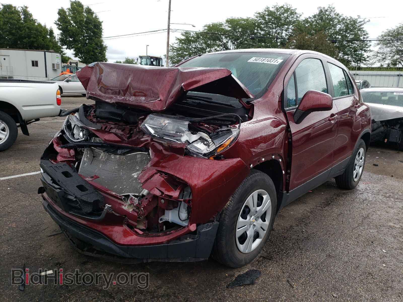 2017 CHEVROLET TRAX - VIN: 3GNCJKSB4HL151207 - Фото 2