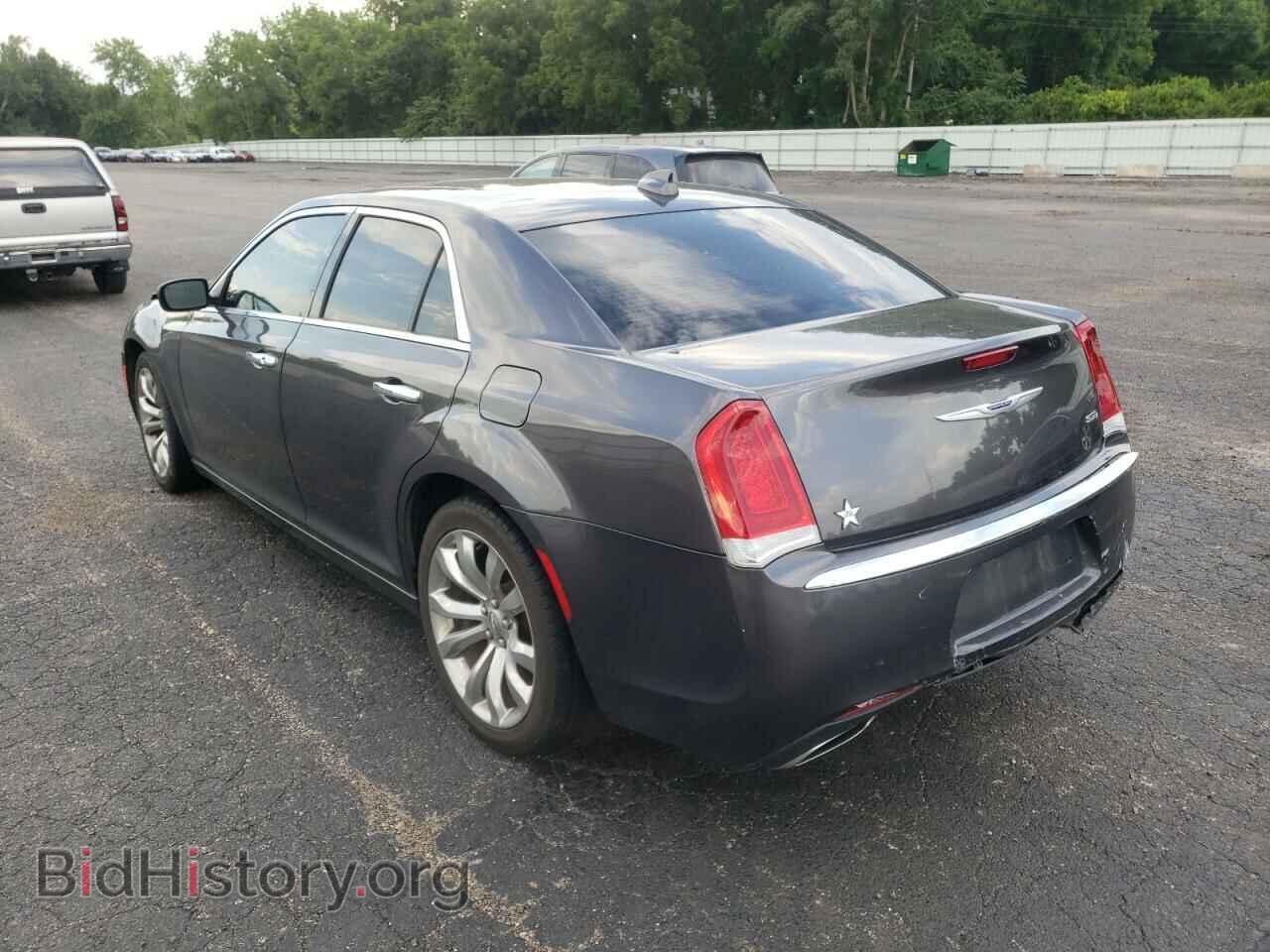 2019 CHRYSLER 300 - VIN: 2C3CCAEG8KH564708 - Photo 3