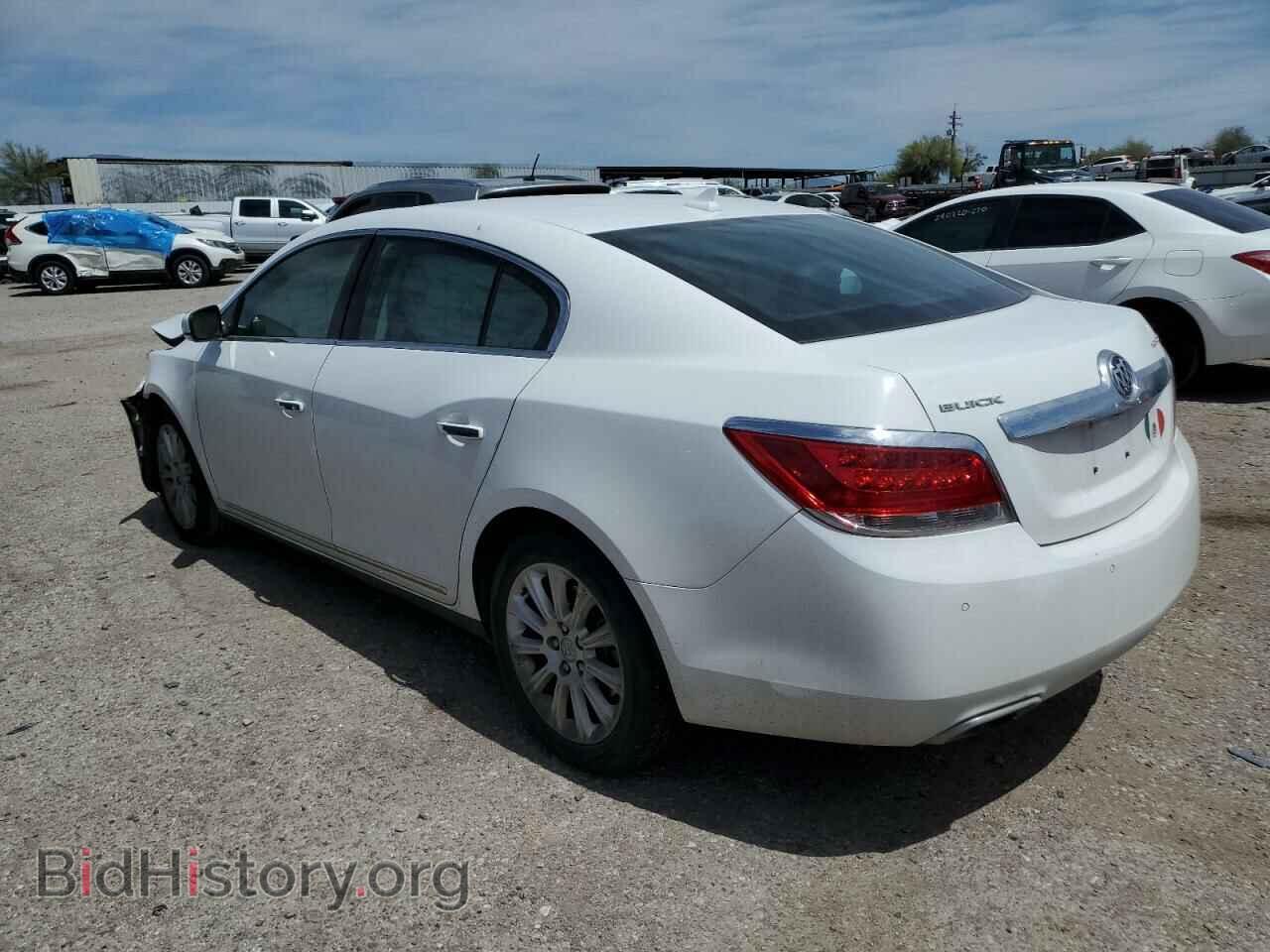 2013 BUICK LACROSSE - VIN: 1G4GC5E35DF308432 - Фото 2