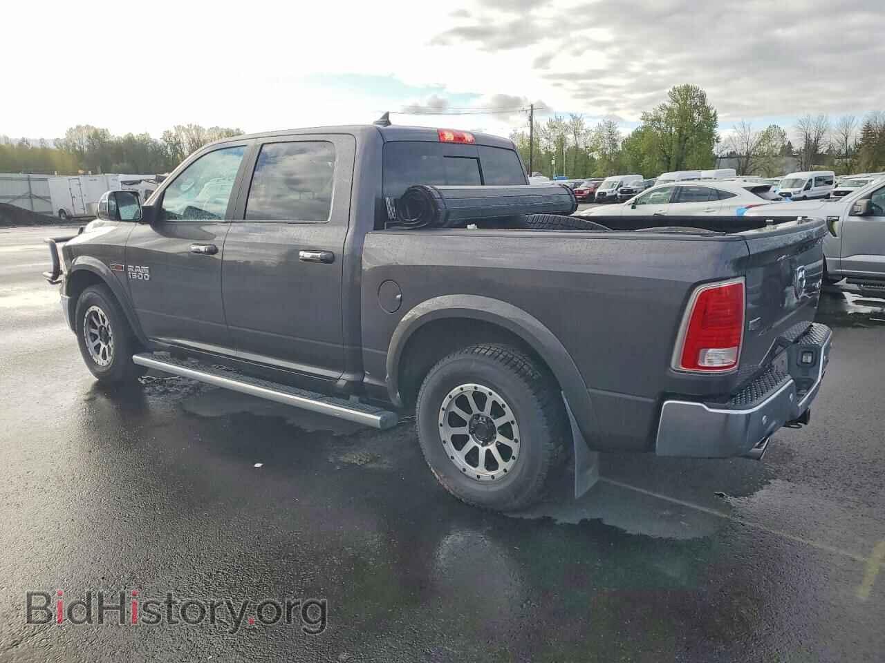 2018 RAM 1500 - VIN: 1C6RR7NM0JS250823 - Фото 2