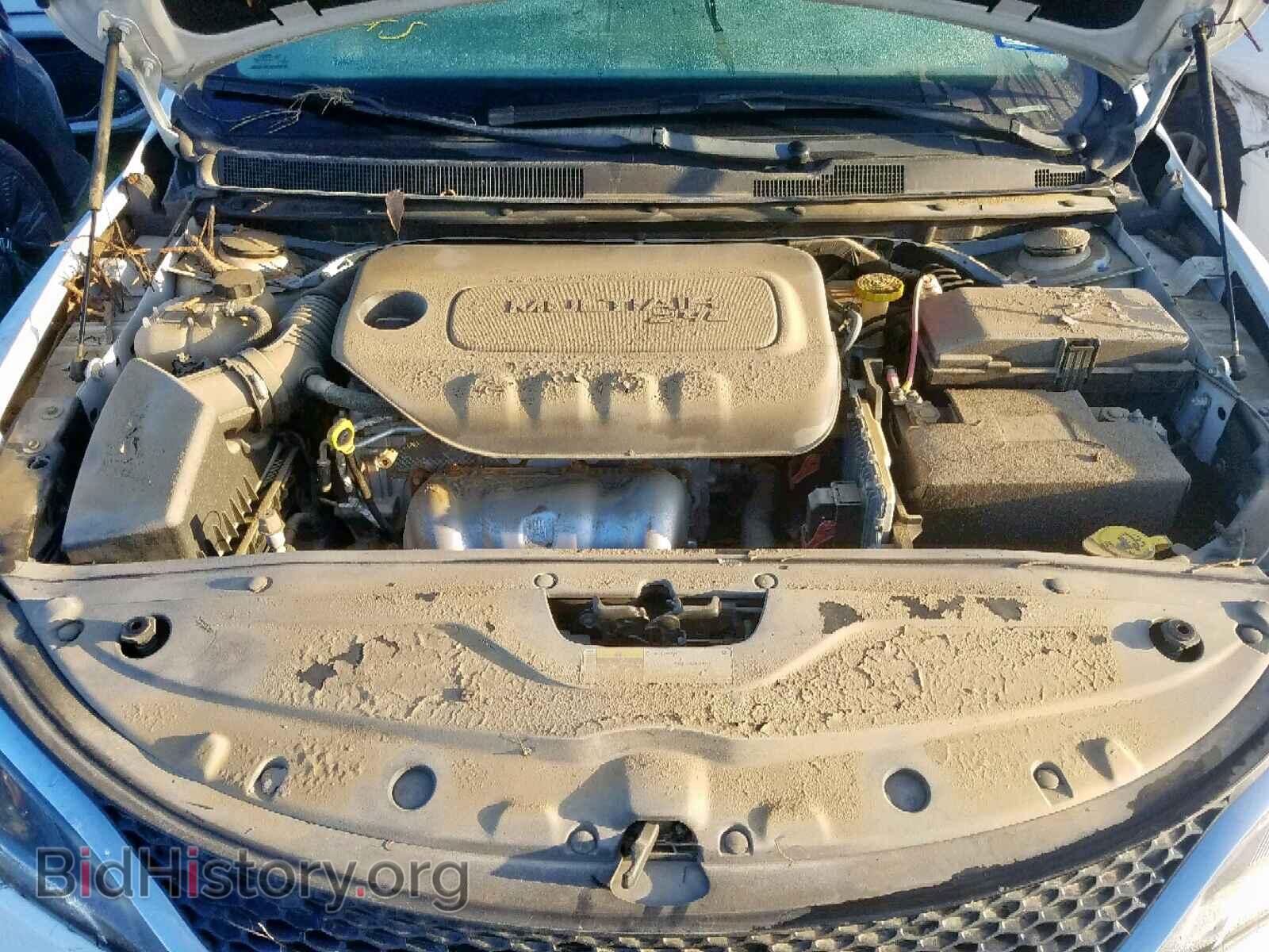 2016 CHRYSLER 200 - VIN: 1C3CCCABXGN137972 - Photo 8