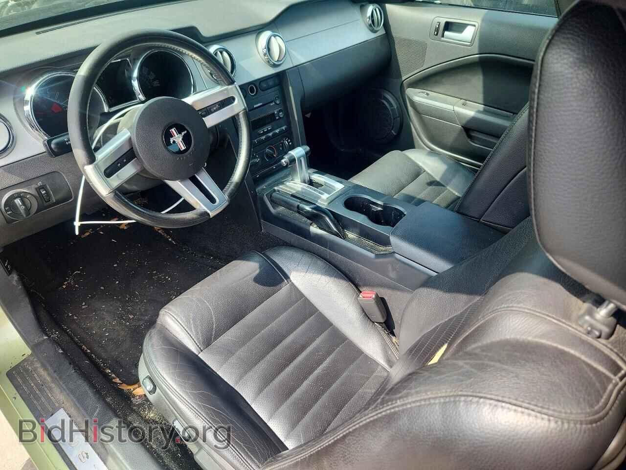 2005 FORD MUSTANG - VIN: 1ZVFT85H555211569 - Фото 8
