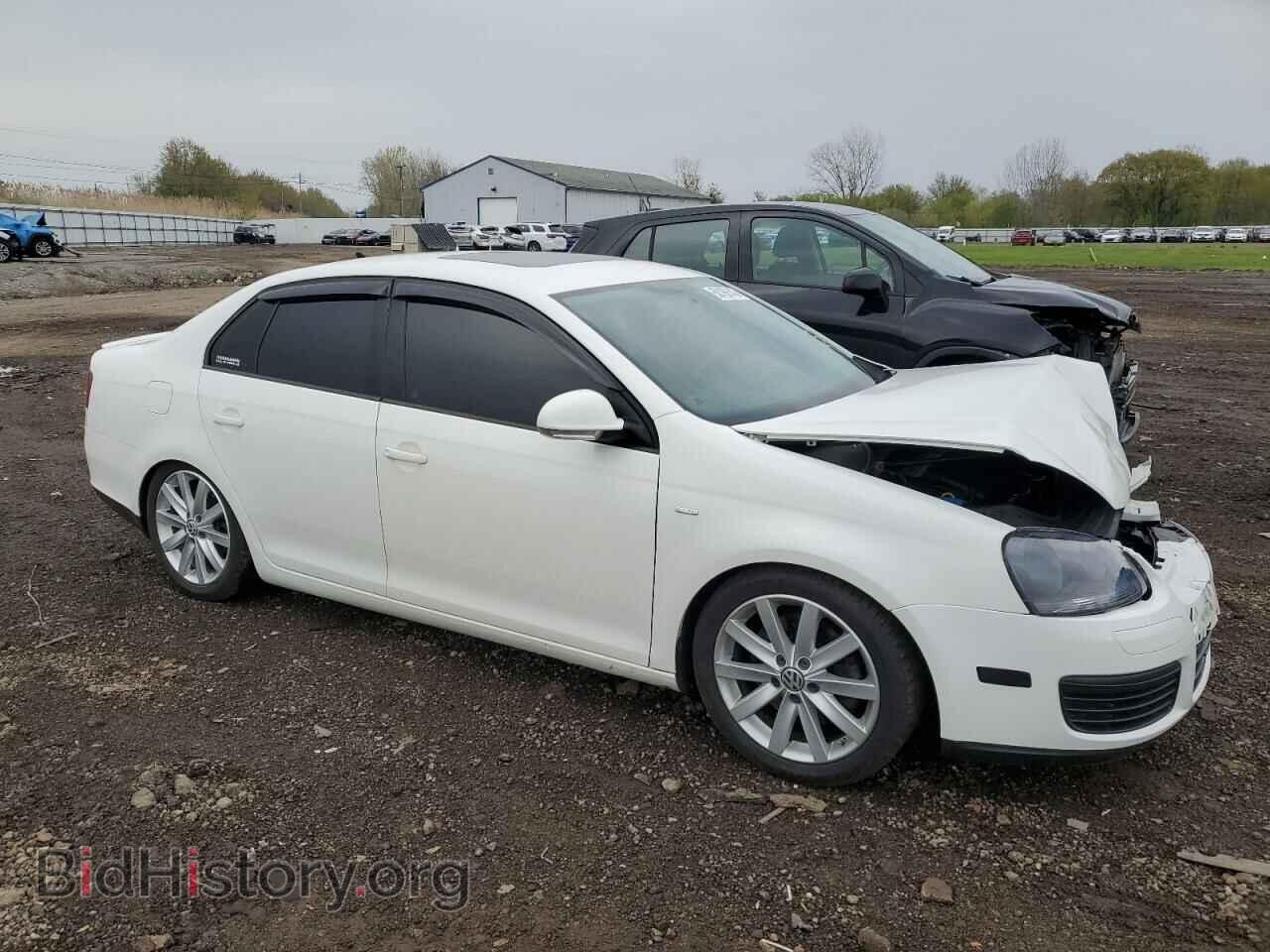 2010 VOLKSWAGEN JETTA - VIN: 3VWRA7AJ1AM083471 - Фото 4
