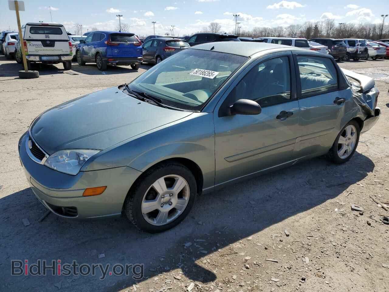 Photo 1FAHP34N75W180609 - FORD FOCUS 2005