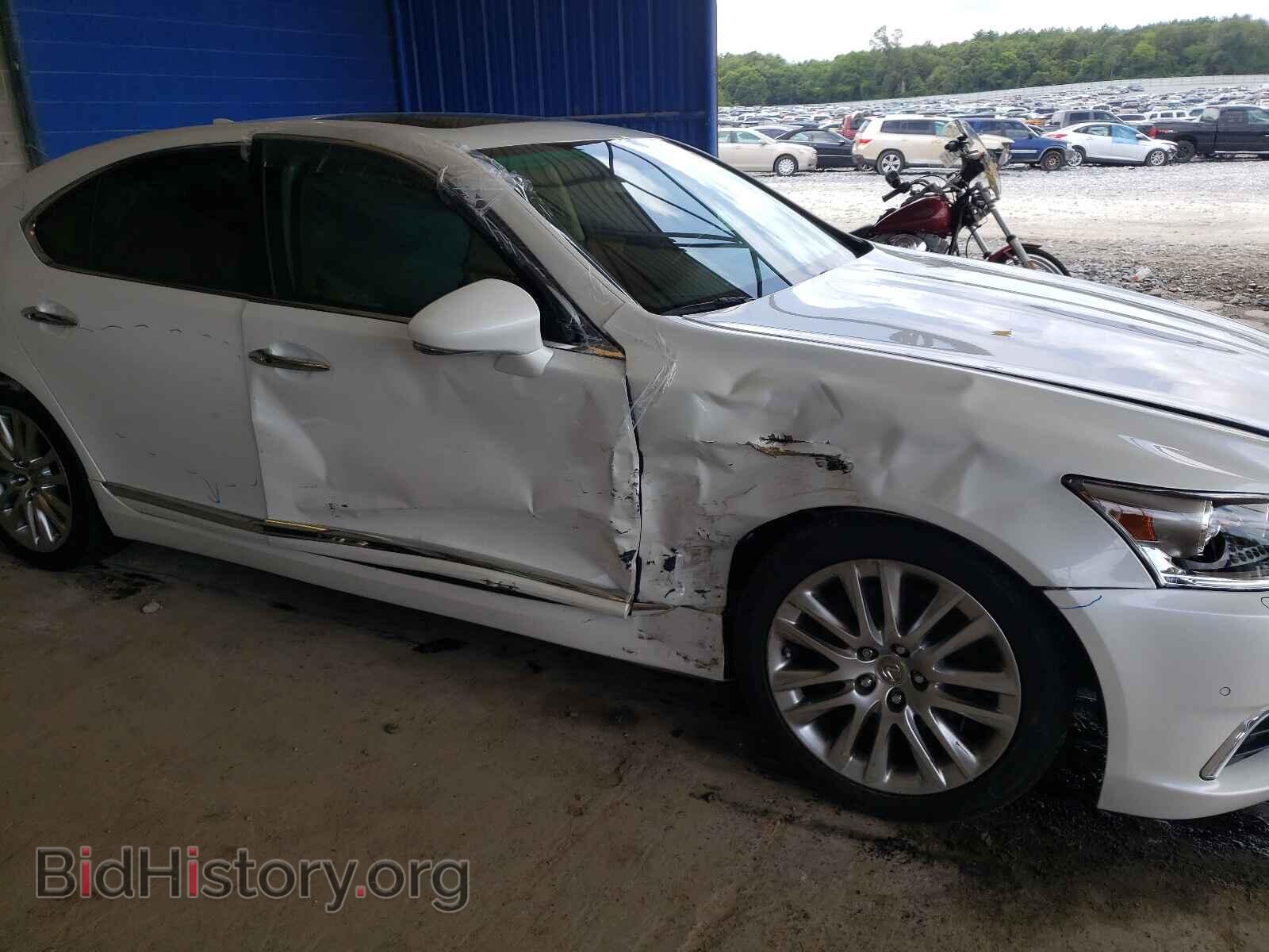 2015 LEXUS LS460 - VIN: JTHBL5EF5F5138041 - Фото 9