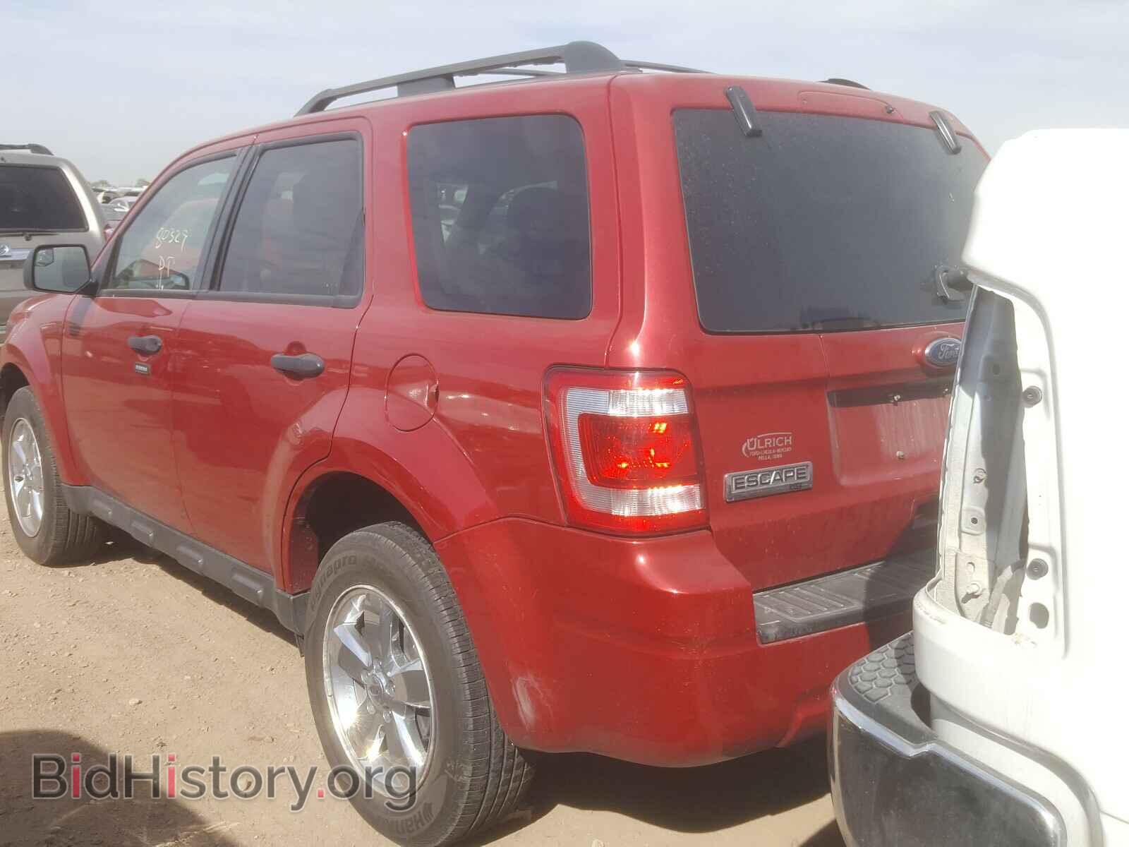 2011 FORD ESCAPE - VIN: 1FMCU9DG9BKA44093 - Фото 3