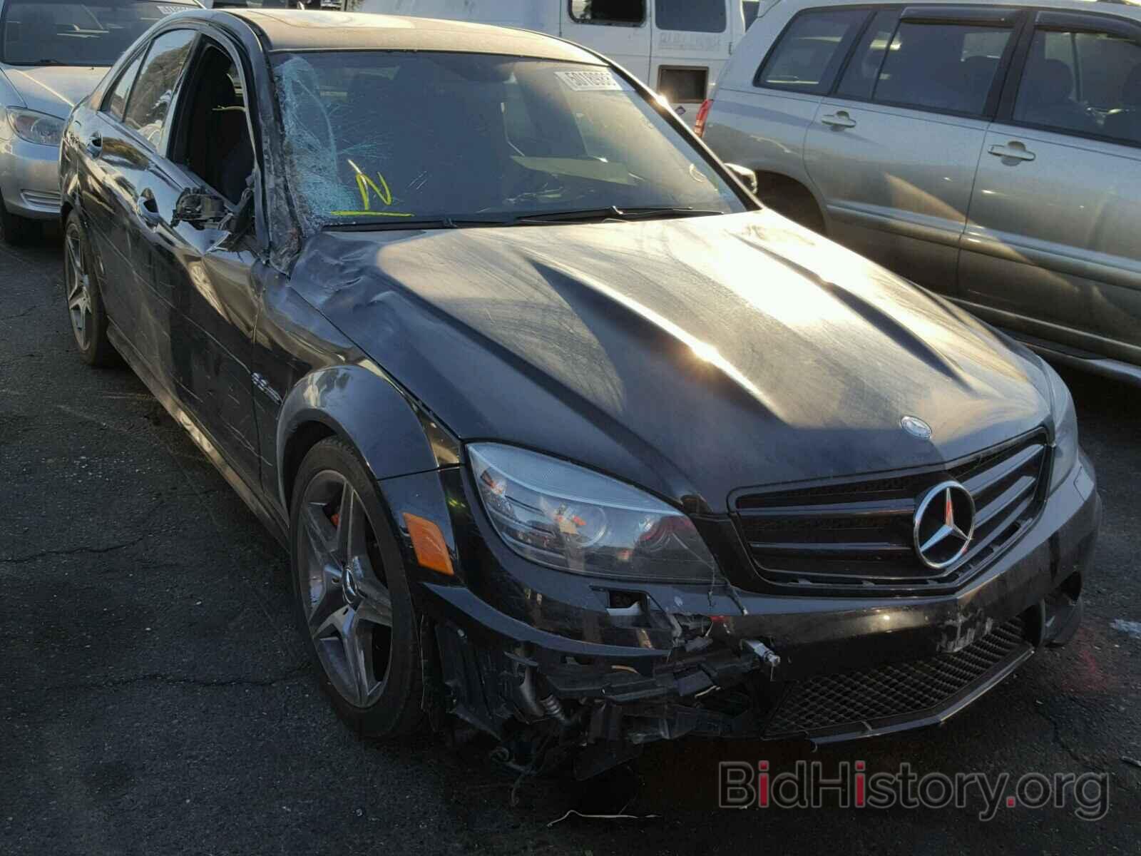 Photo WDDGF7HB6BF537134 - MERCEDES-BENZ C63 2011