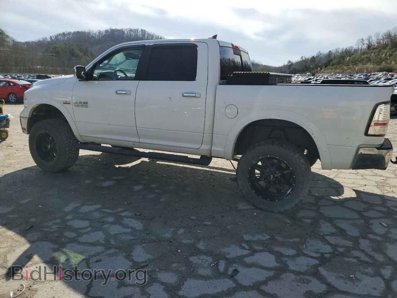 2018 RAM 1500 - VIN: 1C6RR7LT4JS173366 - Фото 2