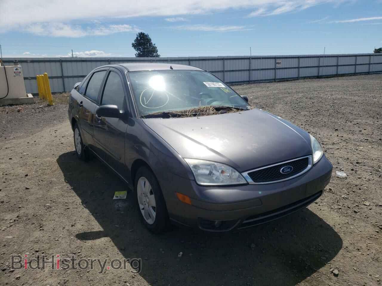 Photo 1FAHP34N76W232144 - FORD FOCUS 2006