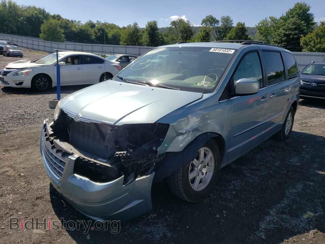 2010 CHRYSLER MINIVAN - VIN: 2A4RR5D13AR450076 - Photo 2