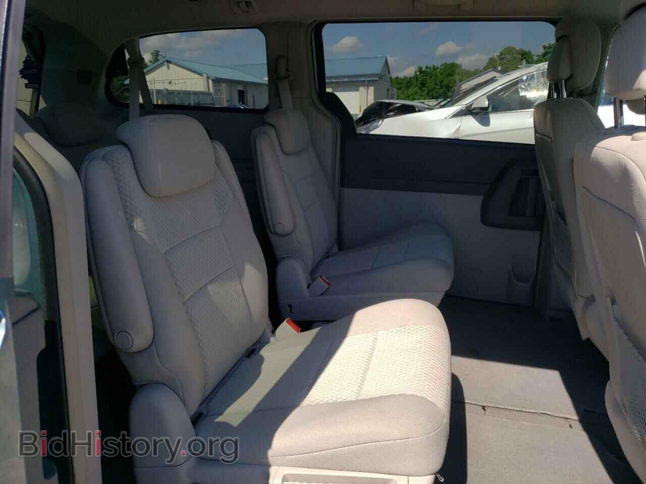 2010 CHRYSLER MINIVAN - VIN: 2A4RR5D13AR450076 - Photo 6