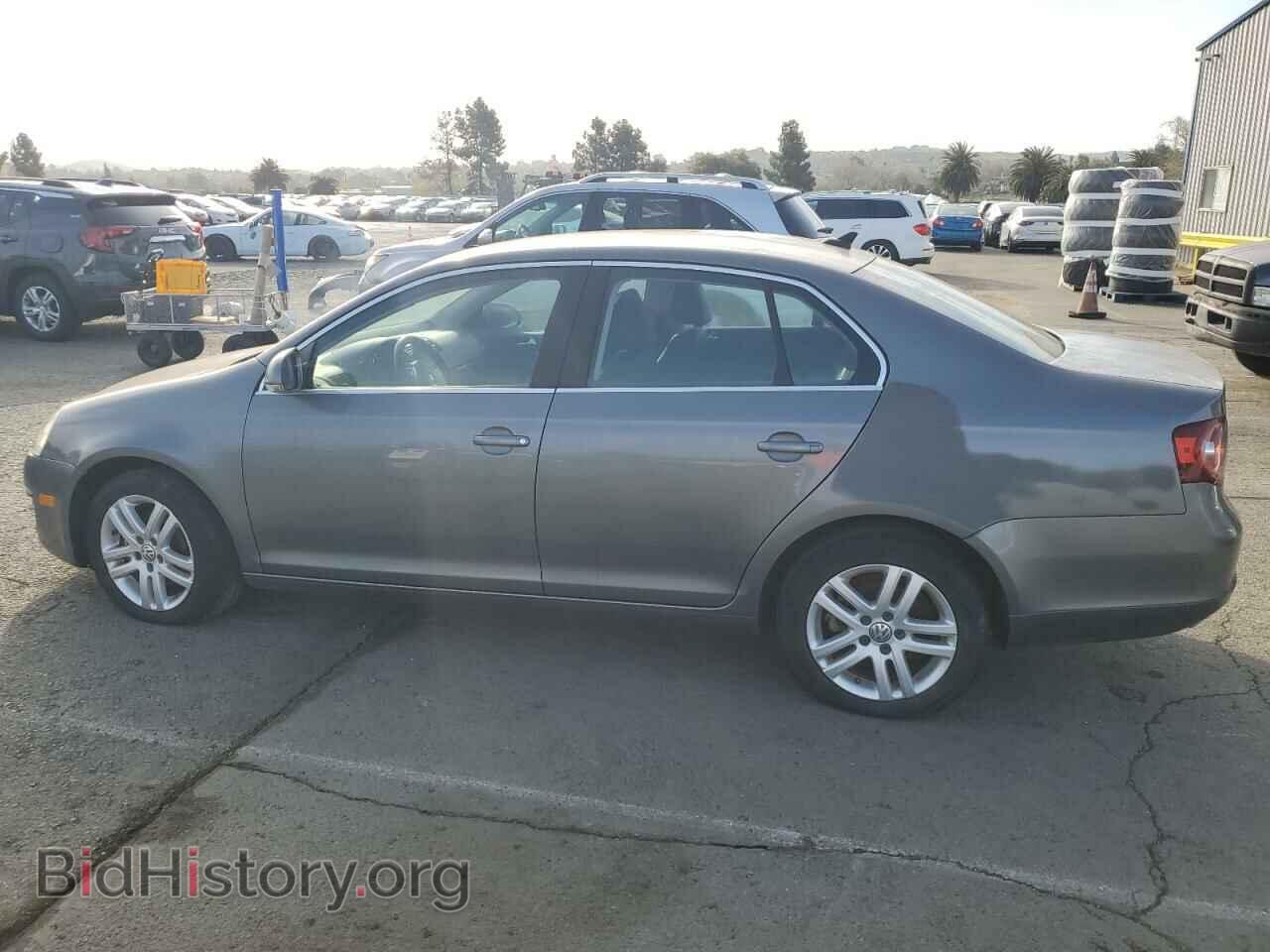 2010 VOLKSWAGEN JETTA - VIN: 3VWAL7AJ2AM170674 - Фото 2