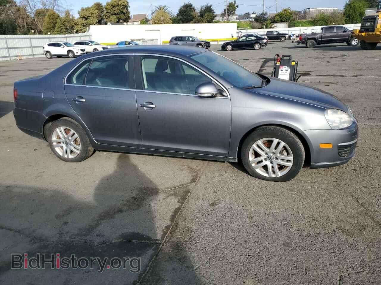2010 VOLKSWAGEN JETTA - VIN: 3VWAL7AJ2AM170674 - Фото 4